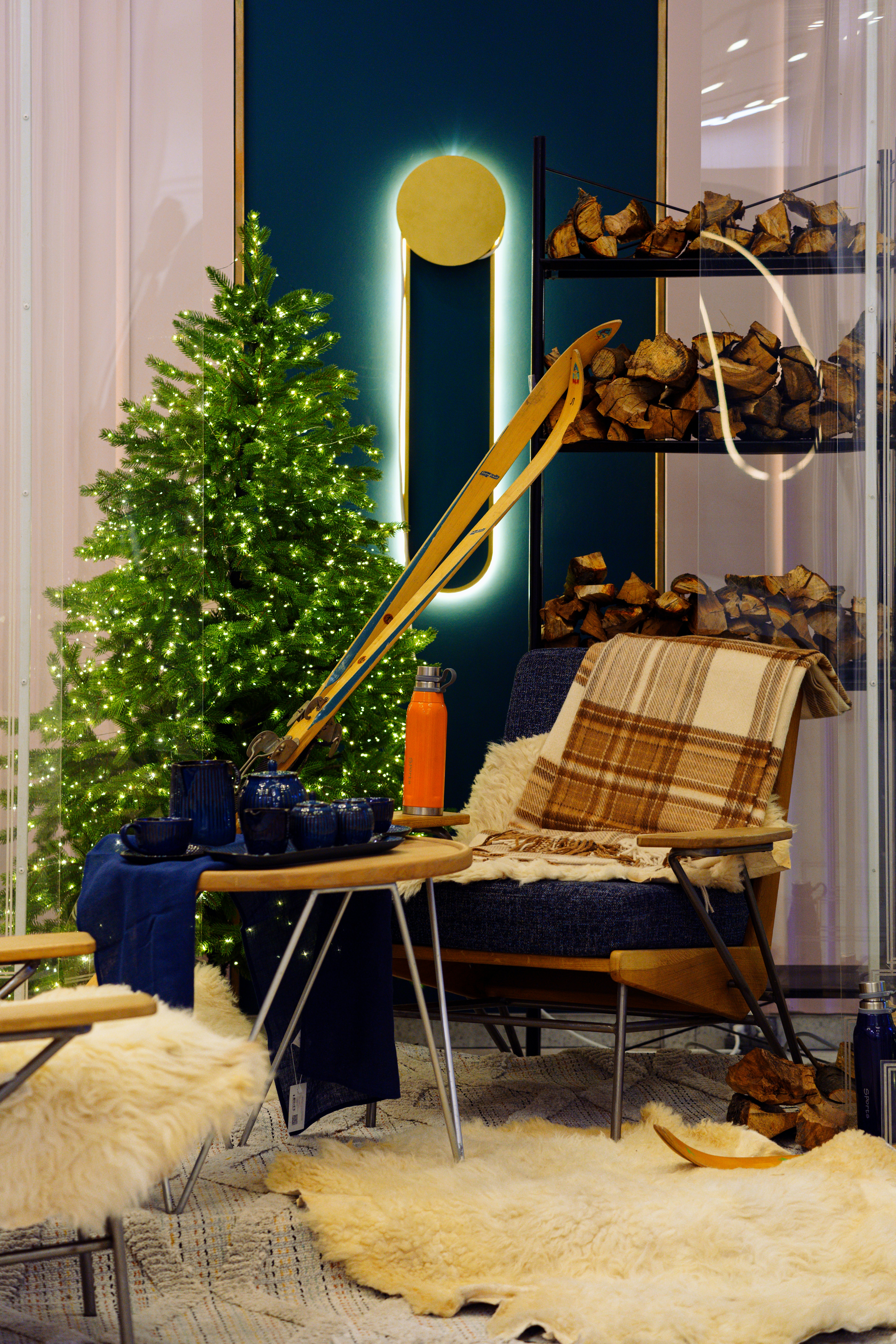 크리스마스 분위기 내기 좋은 인테리어 소품 이미지2