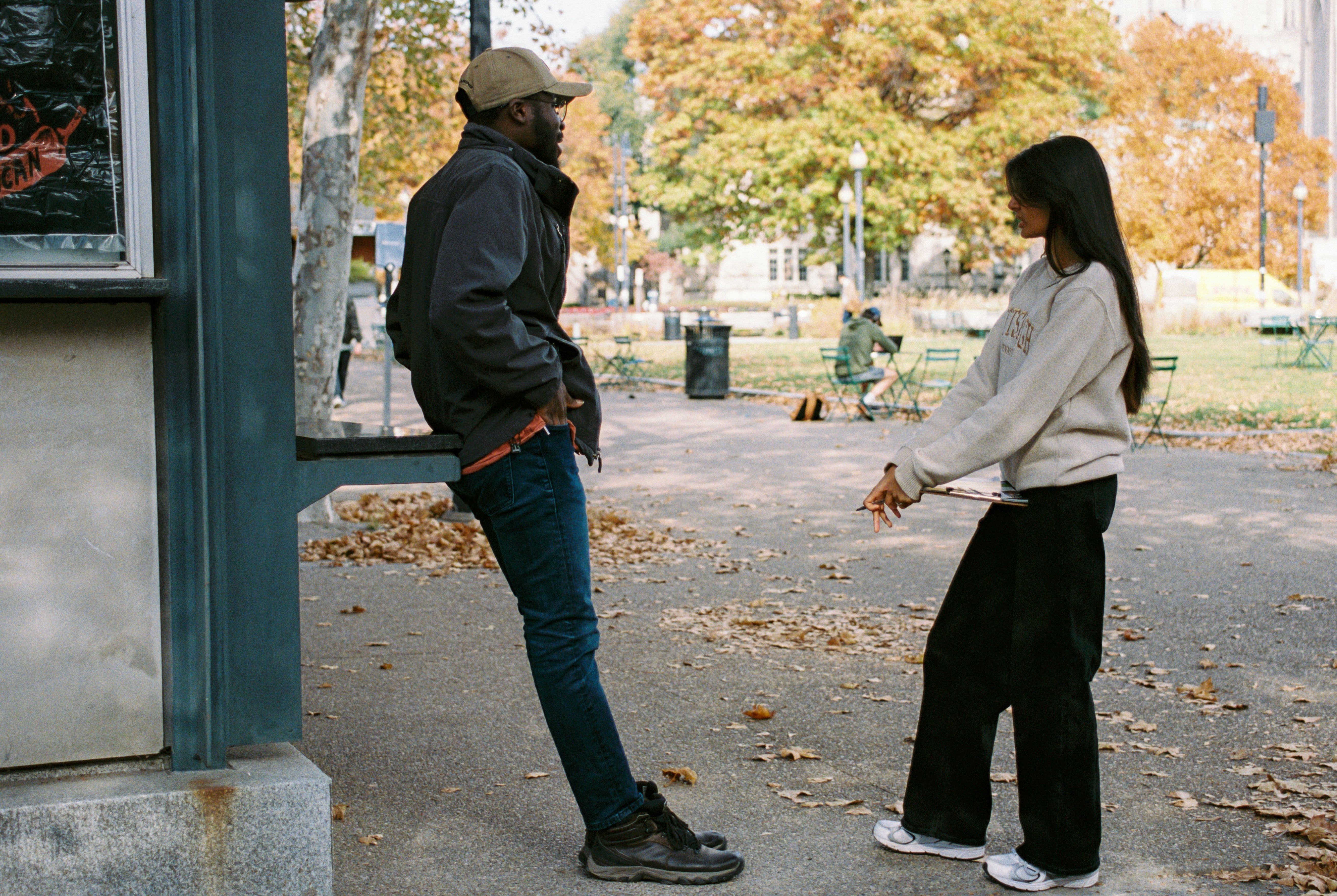 بھیس بدل کر ملاقات