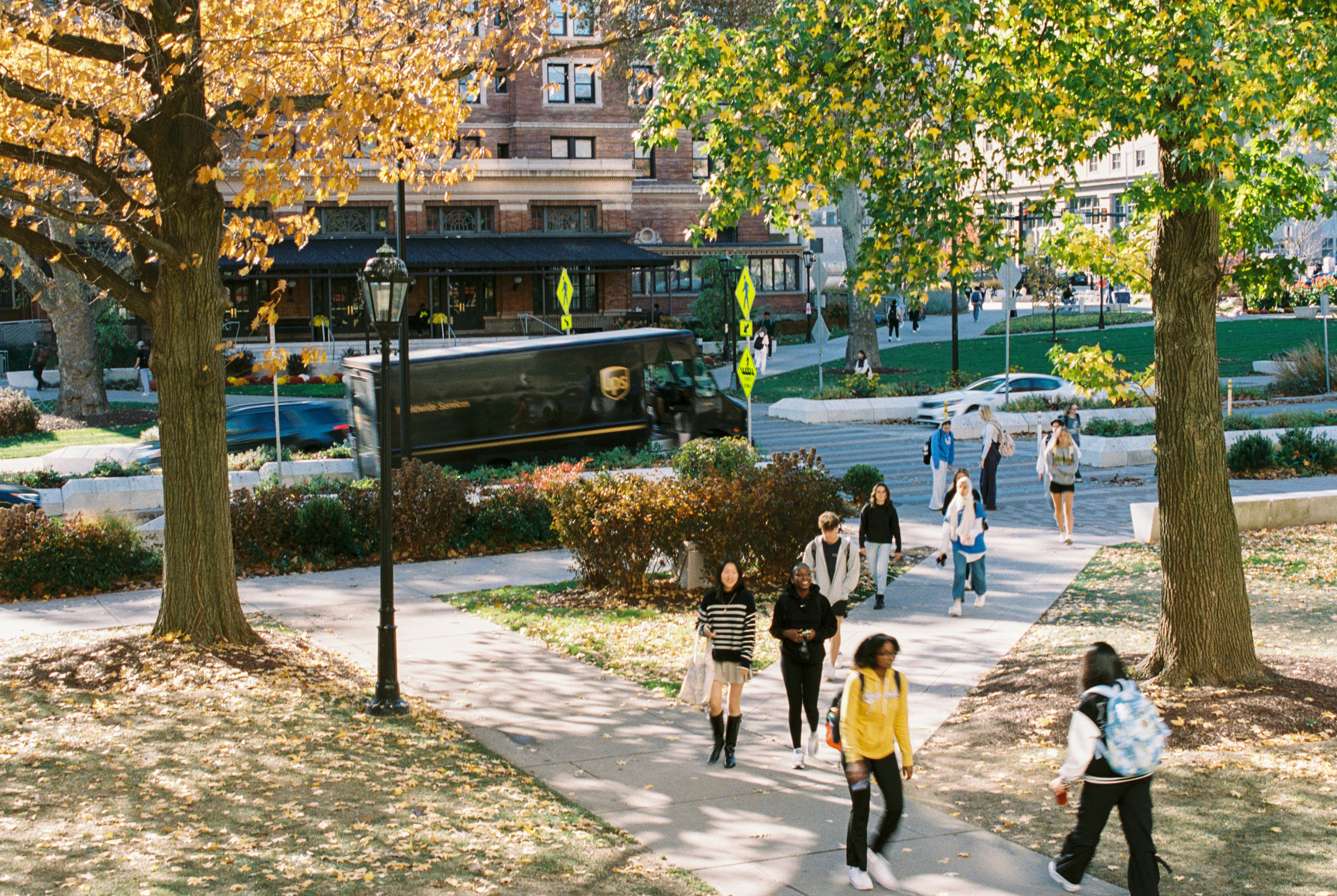 Photo by zhenyao_photo