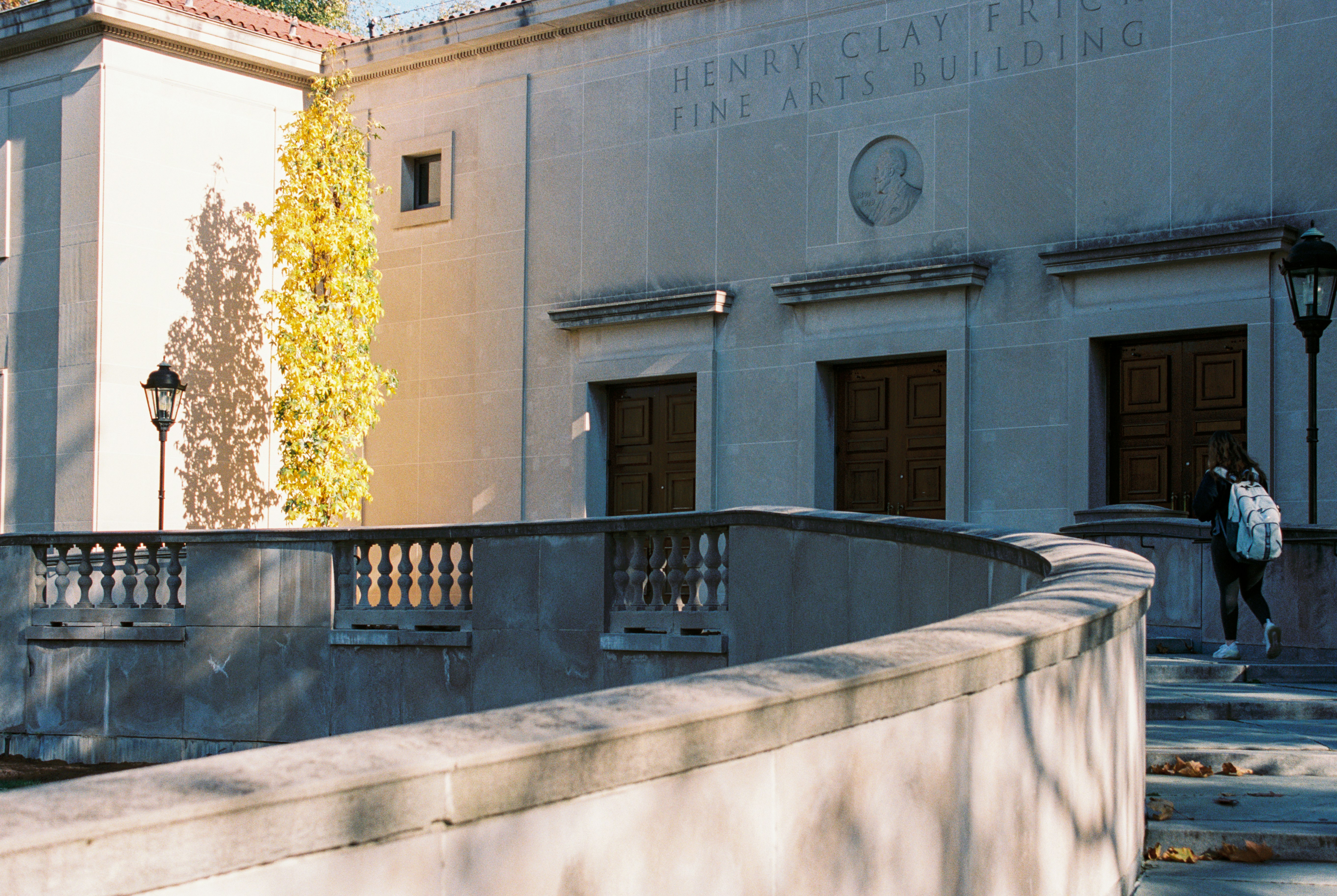 Photo by zhenyao_photo