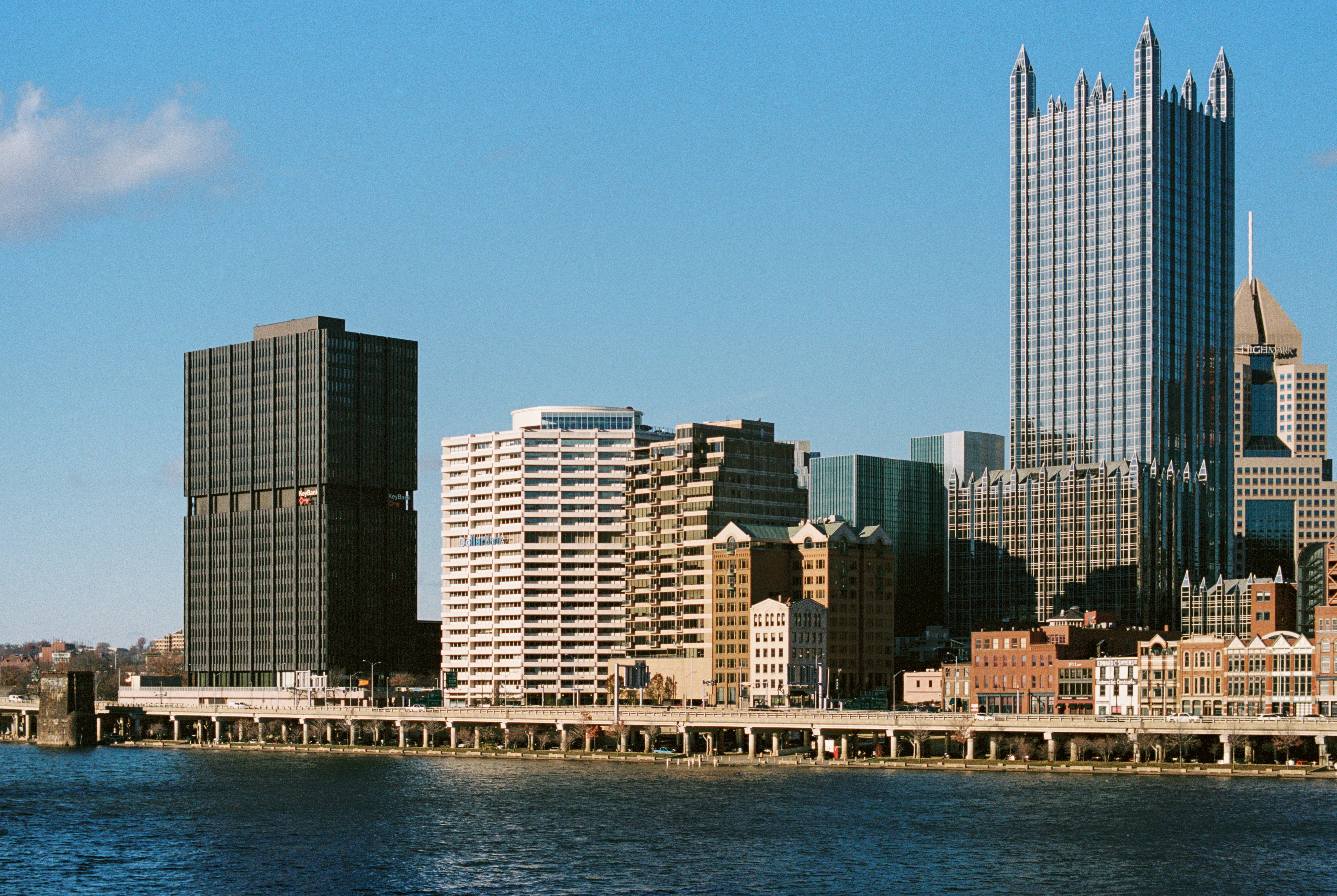 Photo by zhenyao_photo