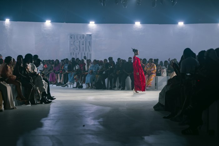 BOBS7N runway moment