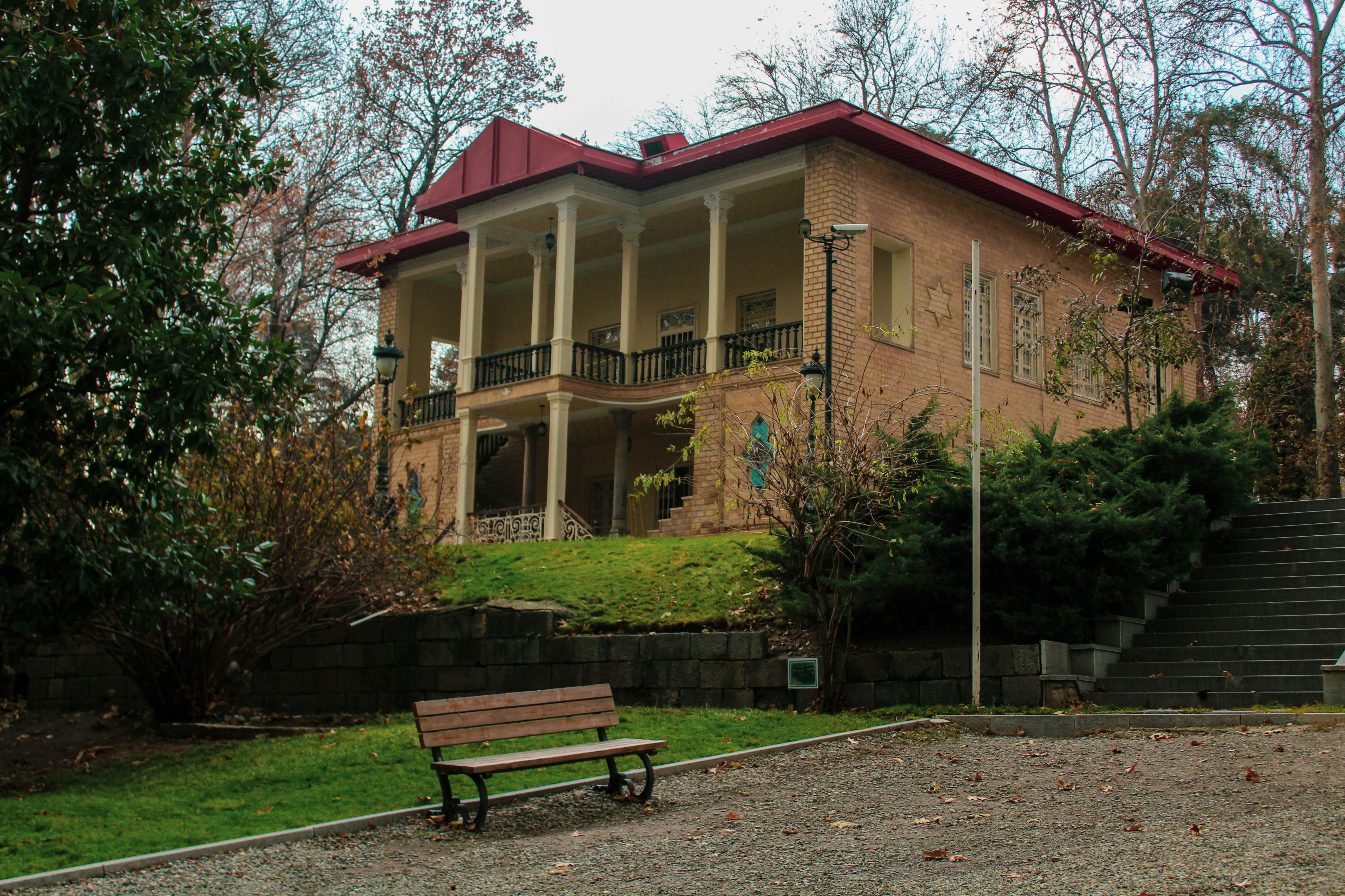 Photo by hananehreisi