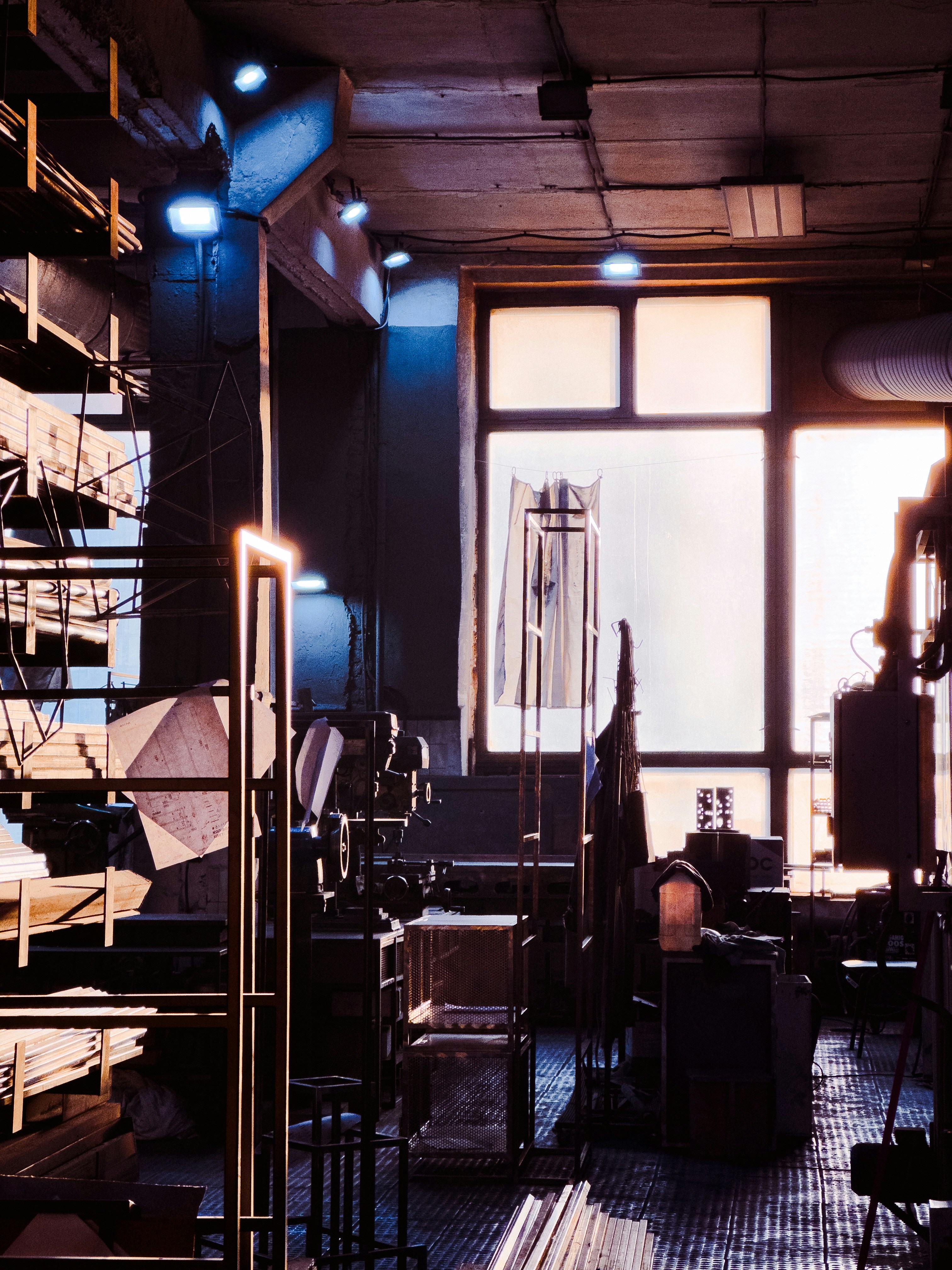 A room filled with lots of different types of items