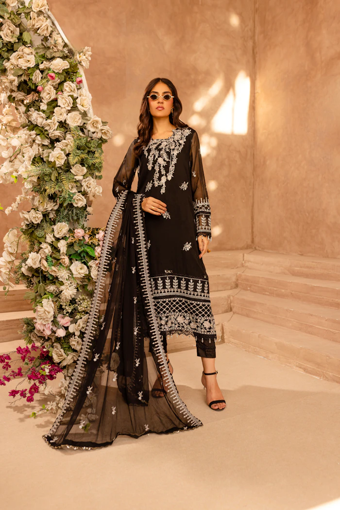 Asim Jofa party wear styled look