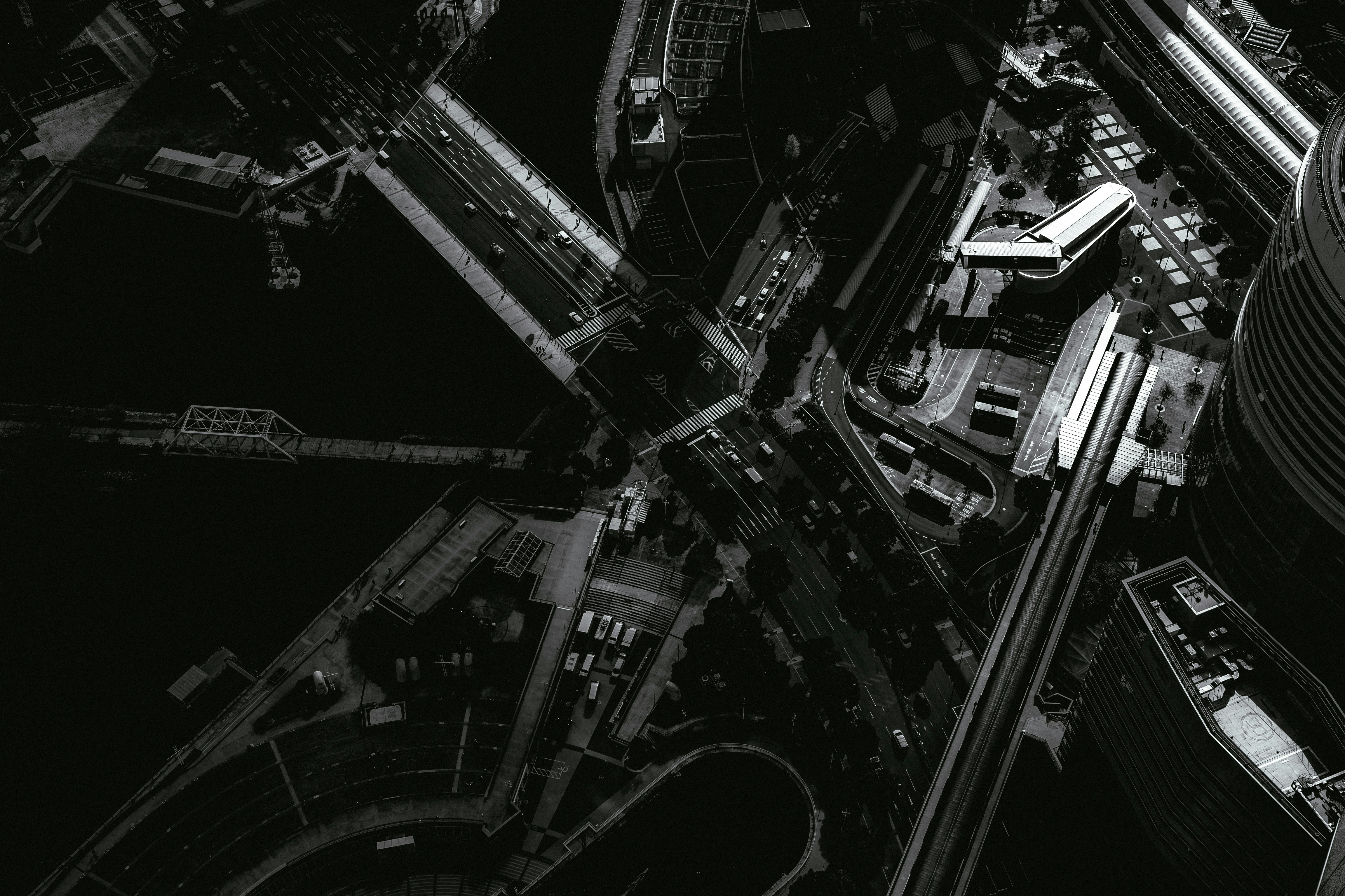 A black and white photo of a city