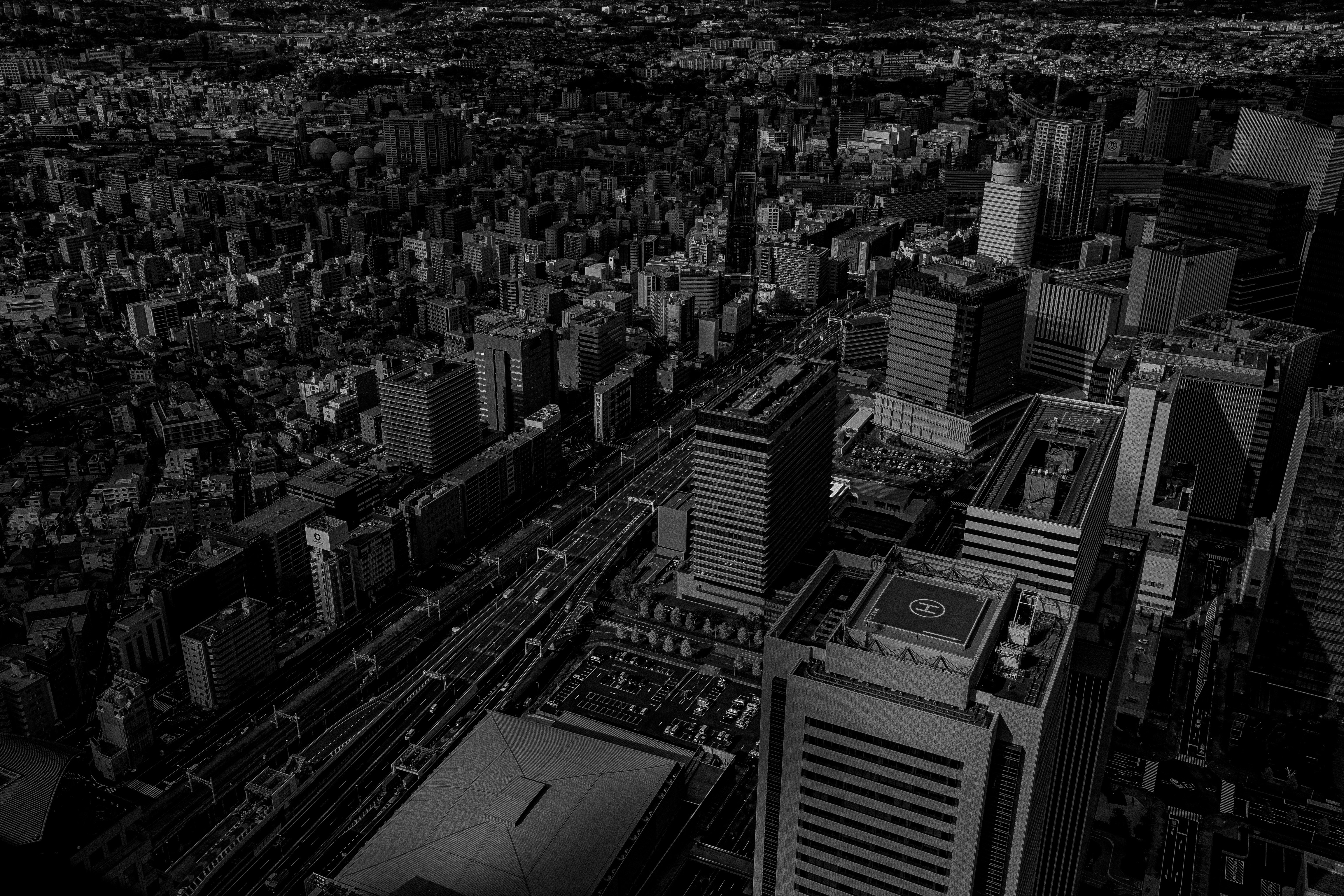 A black and white photo of a city