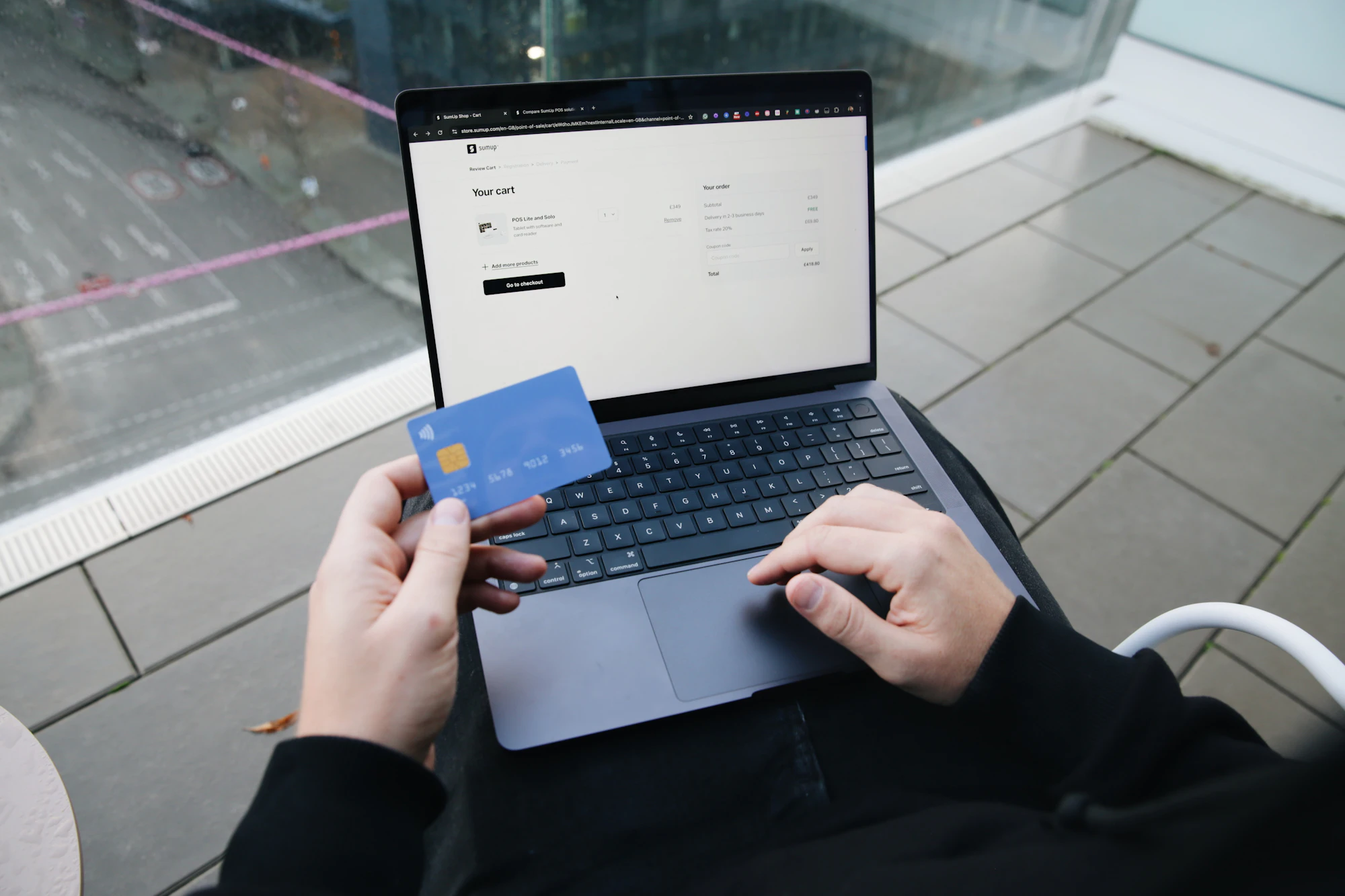 Apmokėjimas kortele elektroninėje parduotuvėje