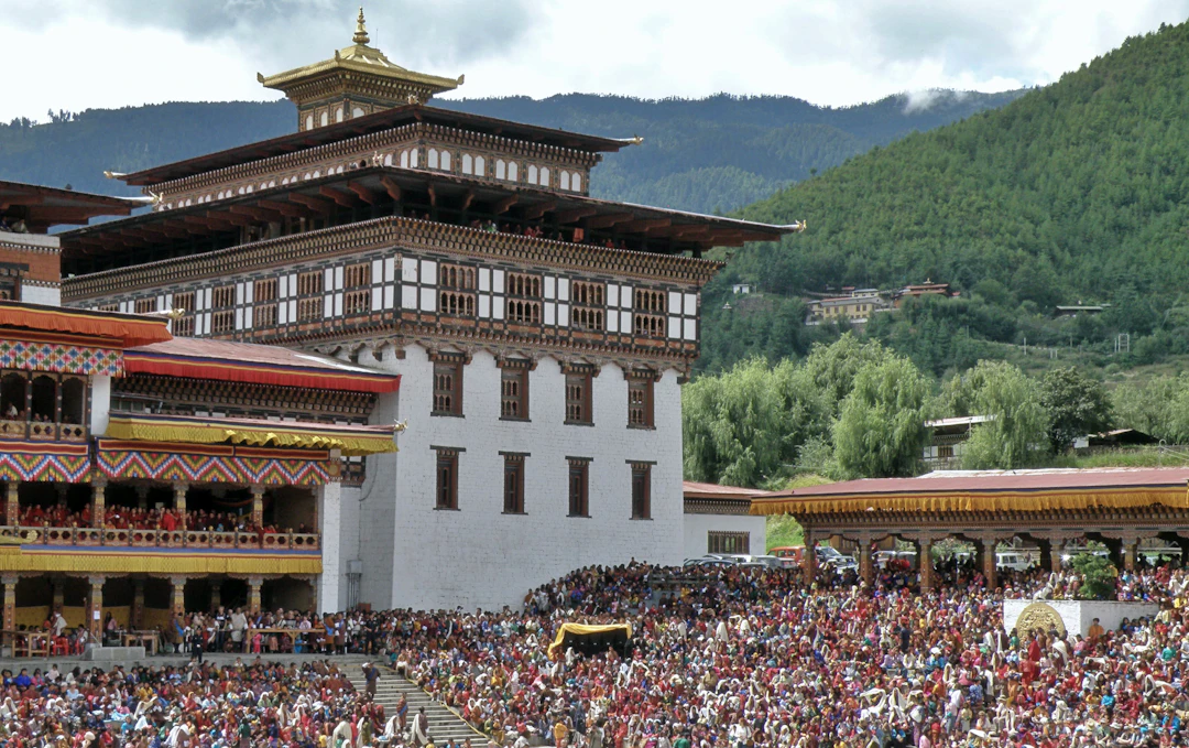 Luxury 2-Day Phobjikha Valley Itinerary | Bhutan Travel Guide