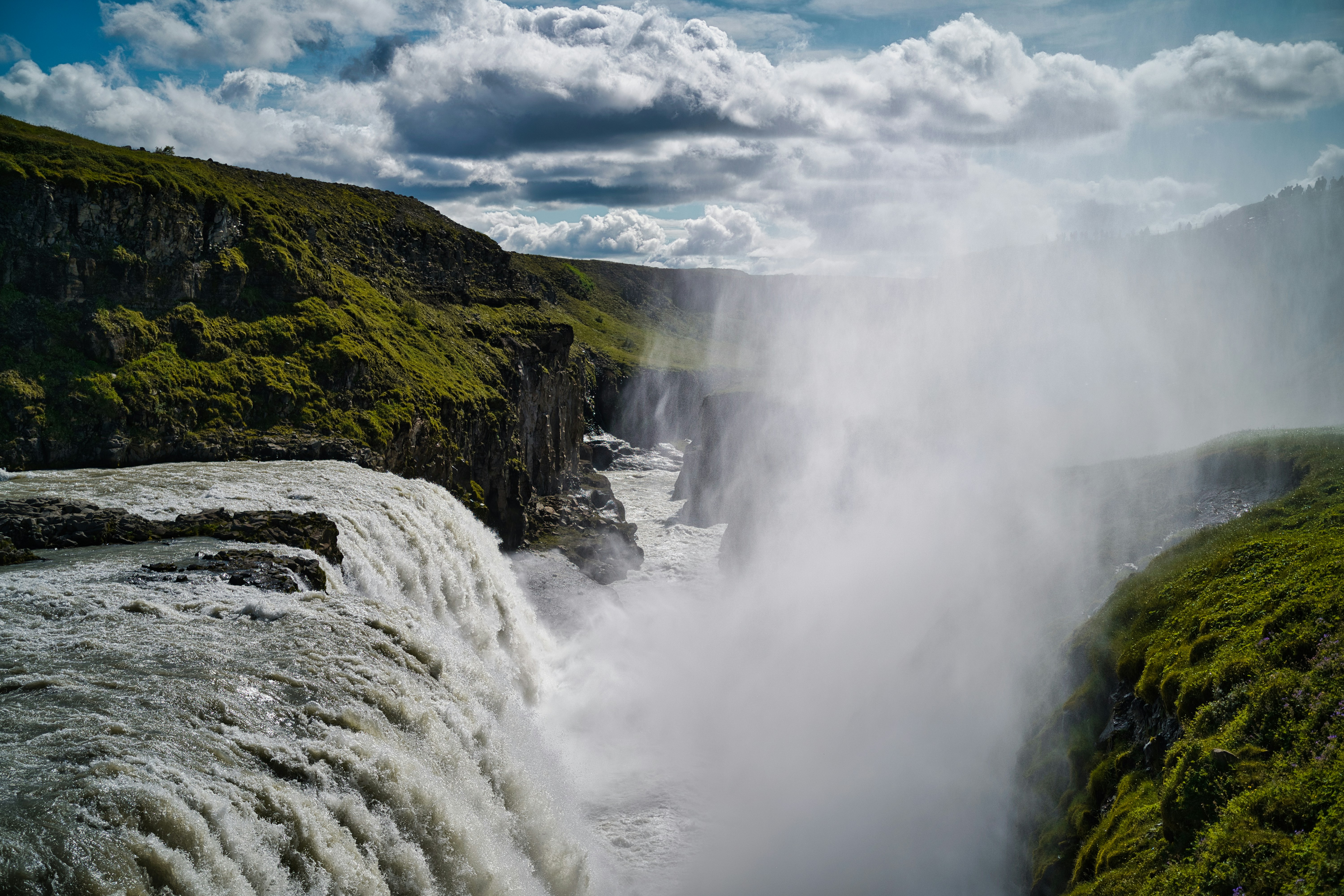 Photo by maksimshutov