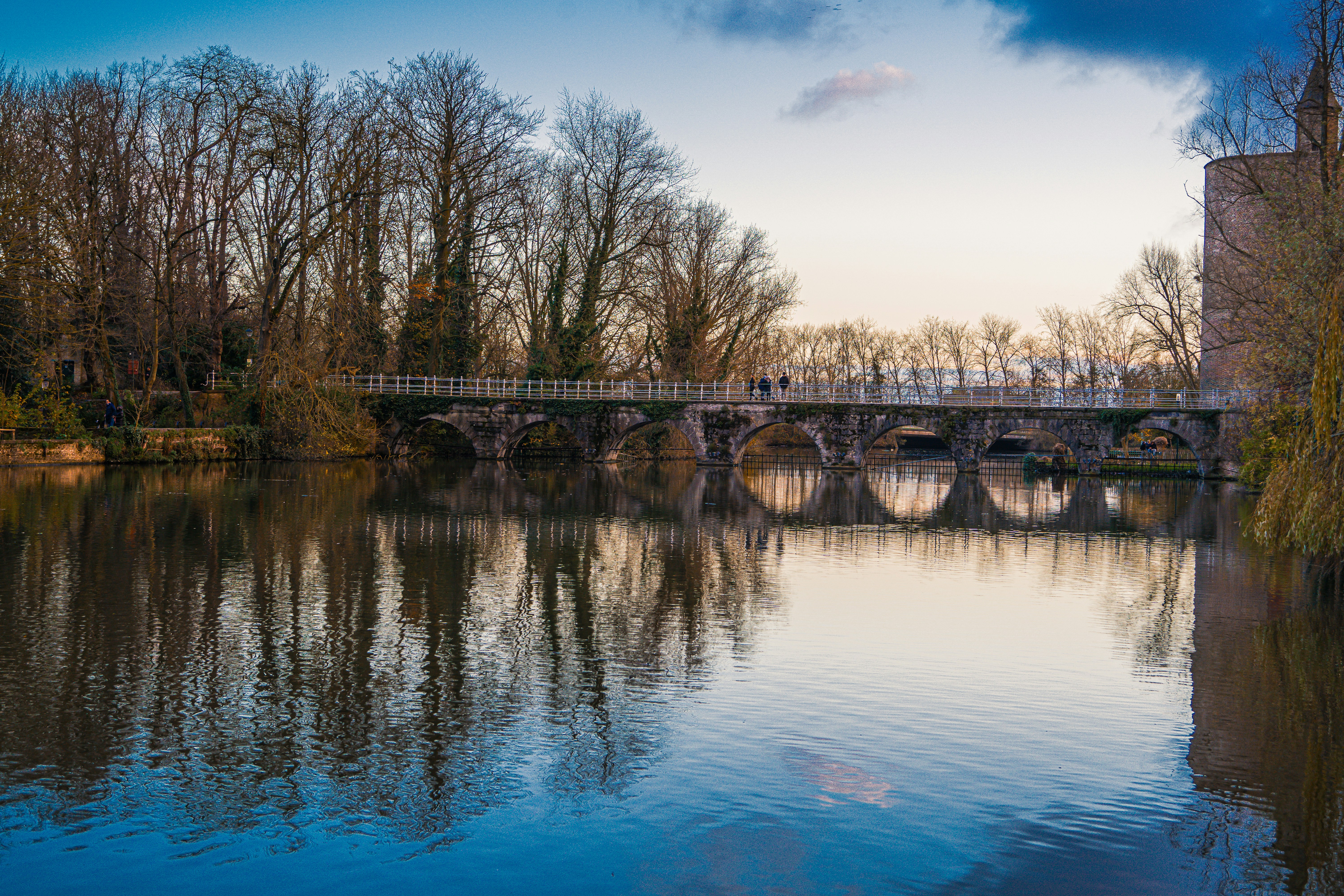 Photo by mustaphaturhan