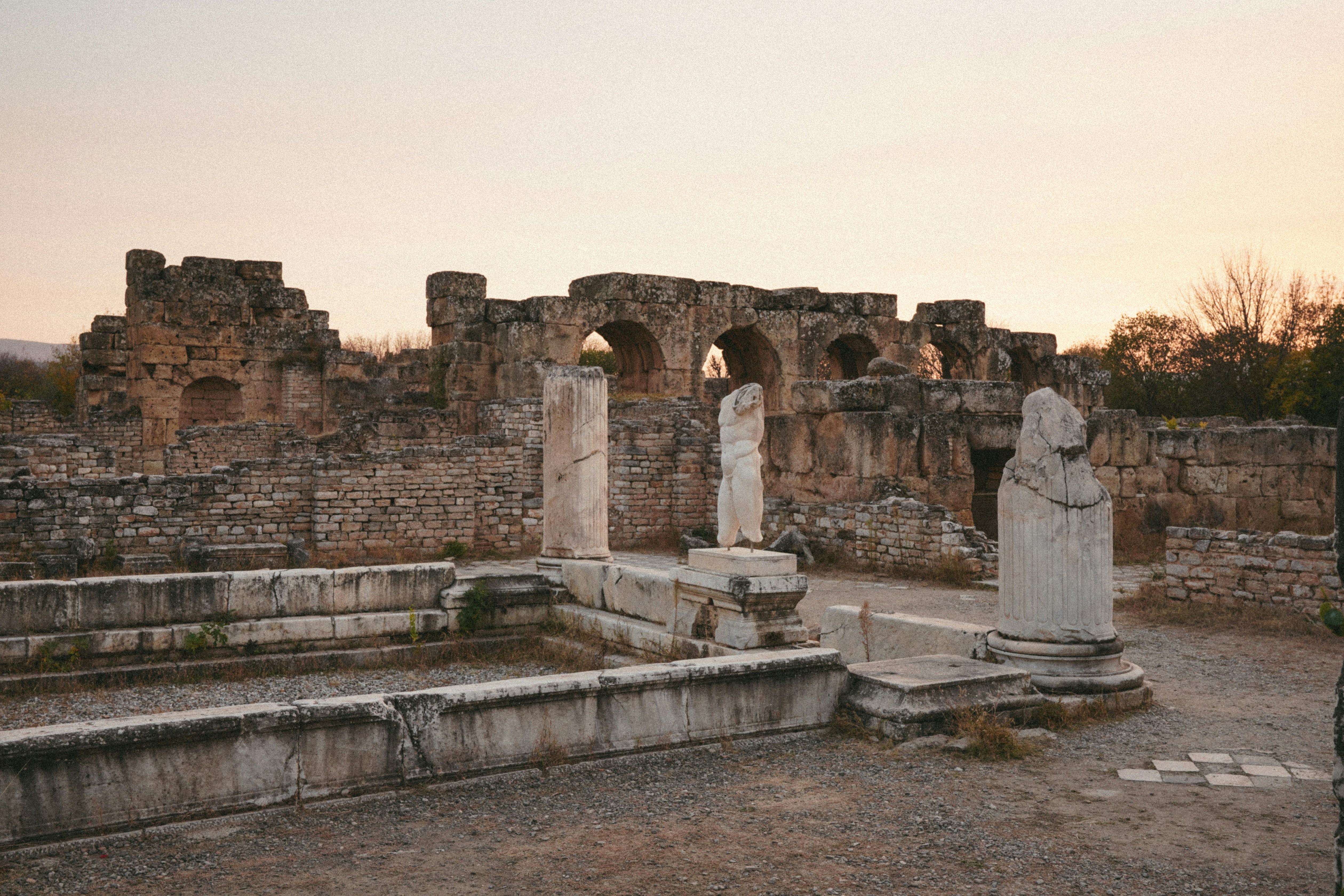 Photo by aykutsuvari