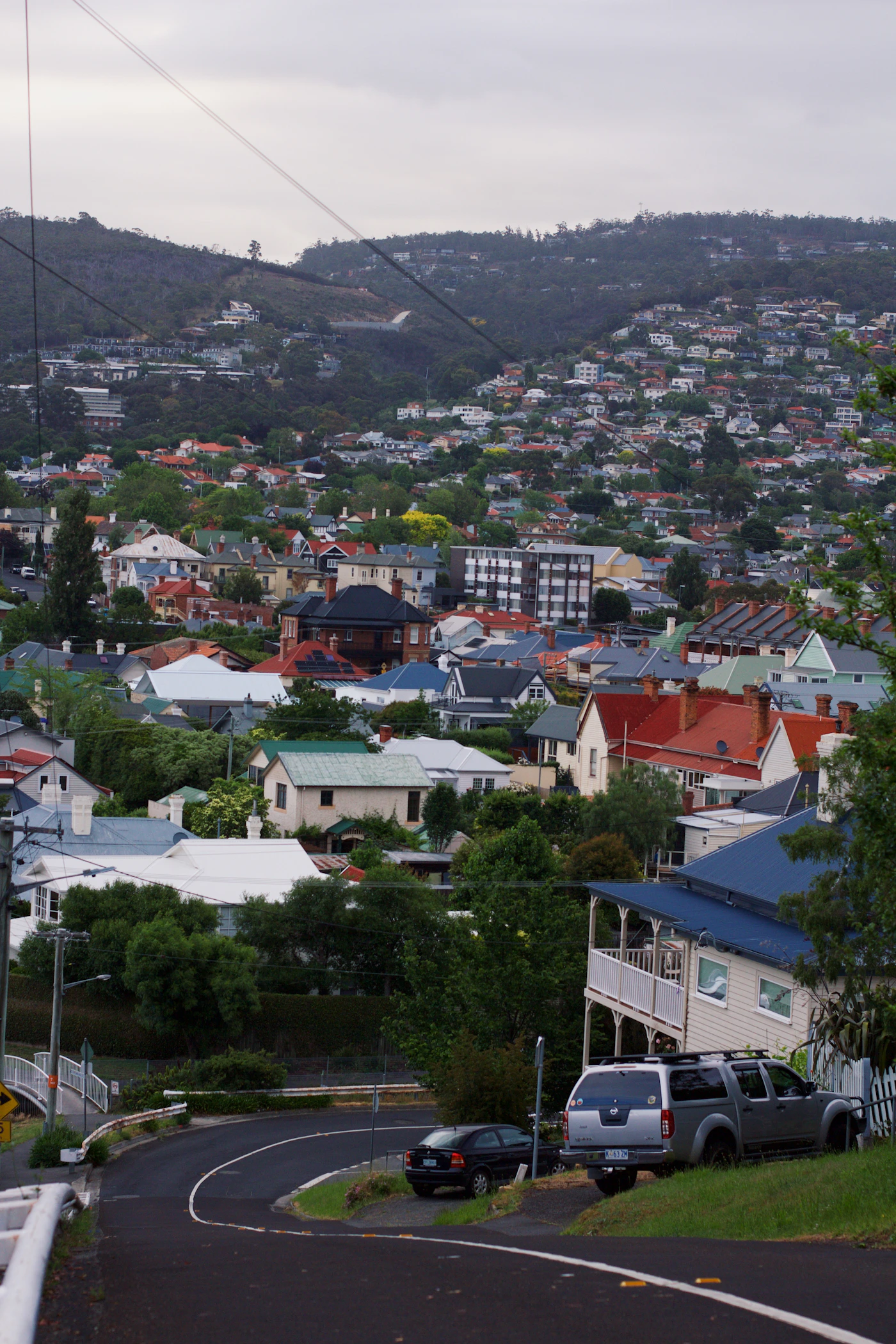Barrios de Hobart con colinas