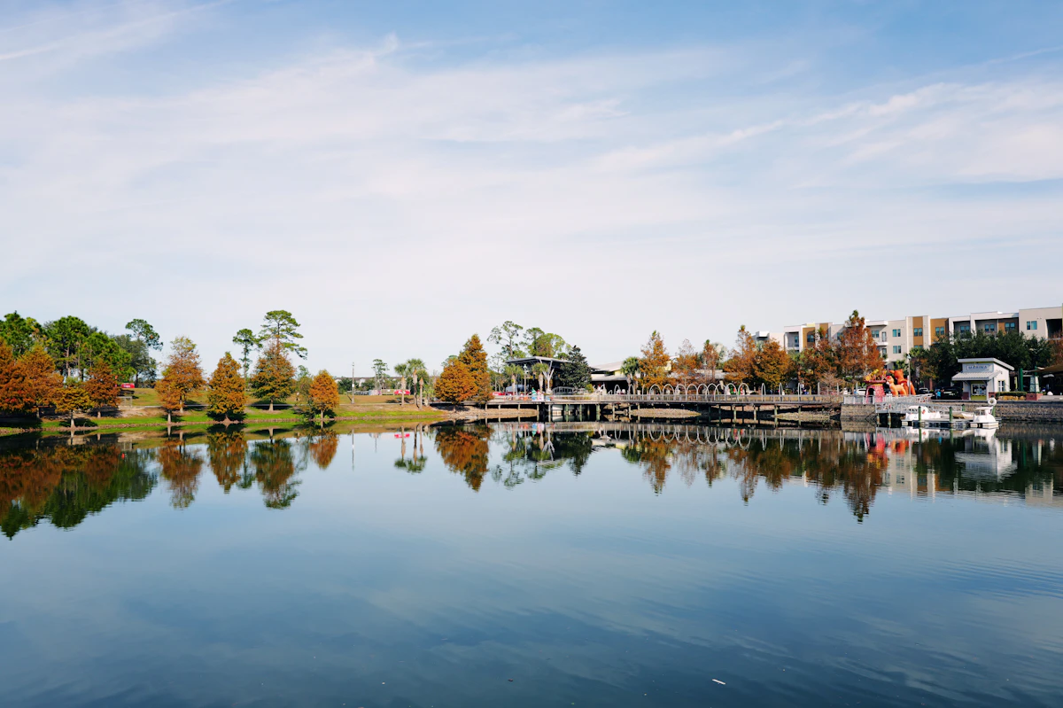 Lake and town center in Oviedo, Florida