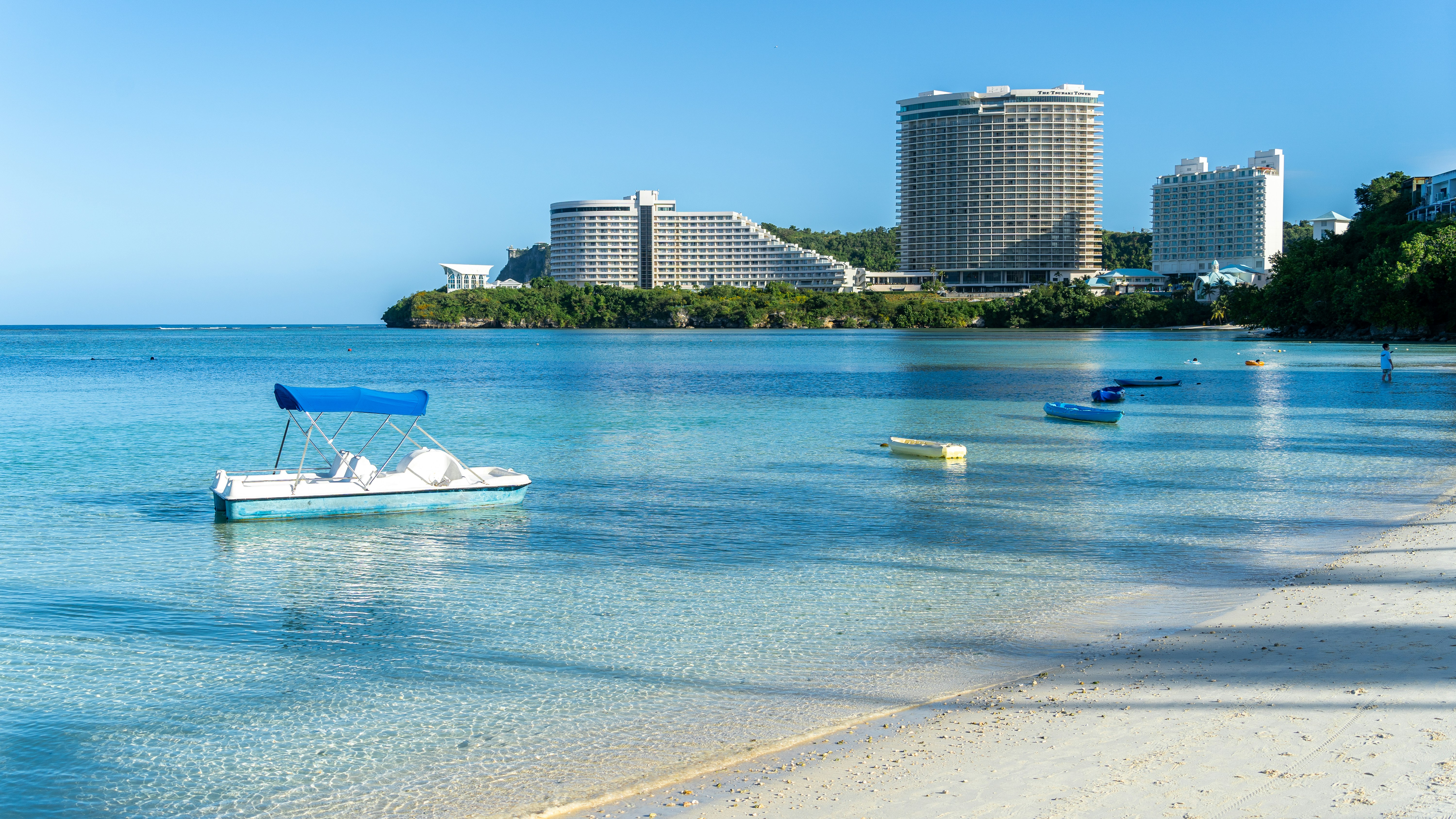 Stay online in the Guam with a prepaid eSIM from eSIMlii. Instant activation, no roaming charges, and reliable coverage.