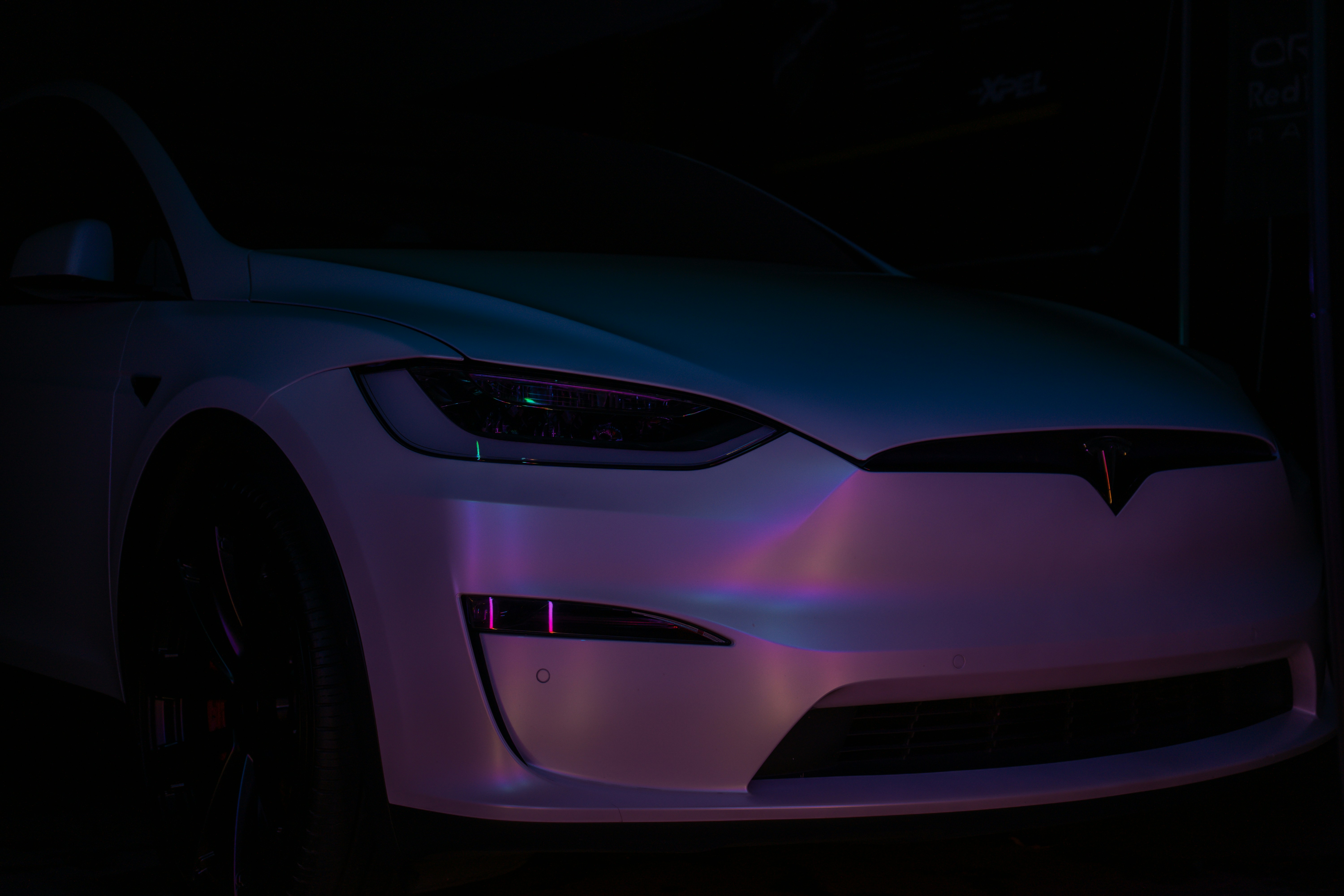 電気自動車の洗車は特別？充電ポート防水と洗車時の注意点関連画像