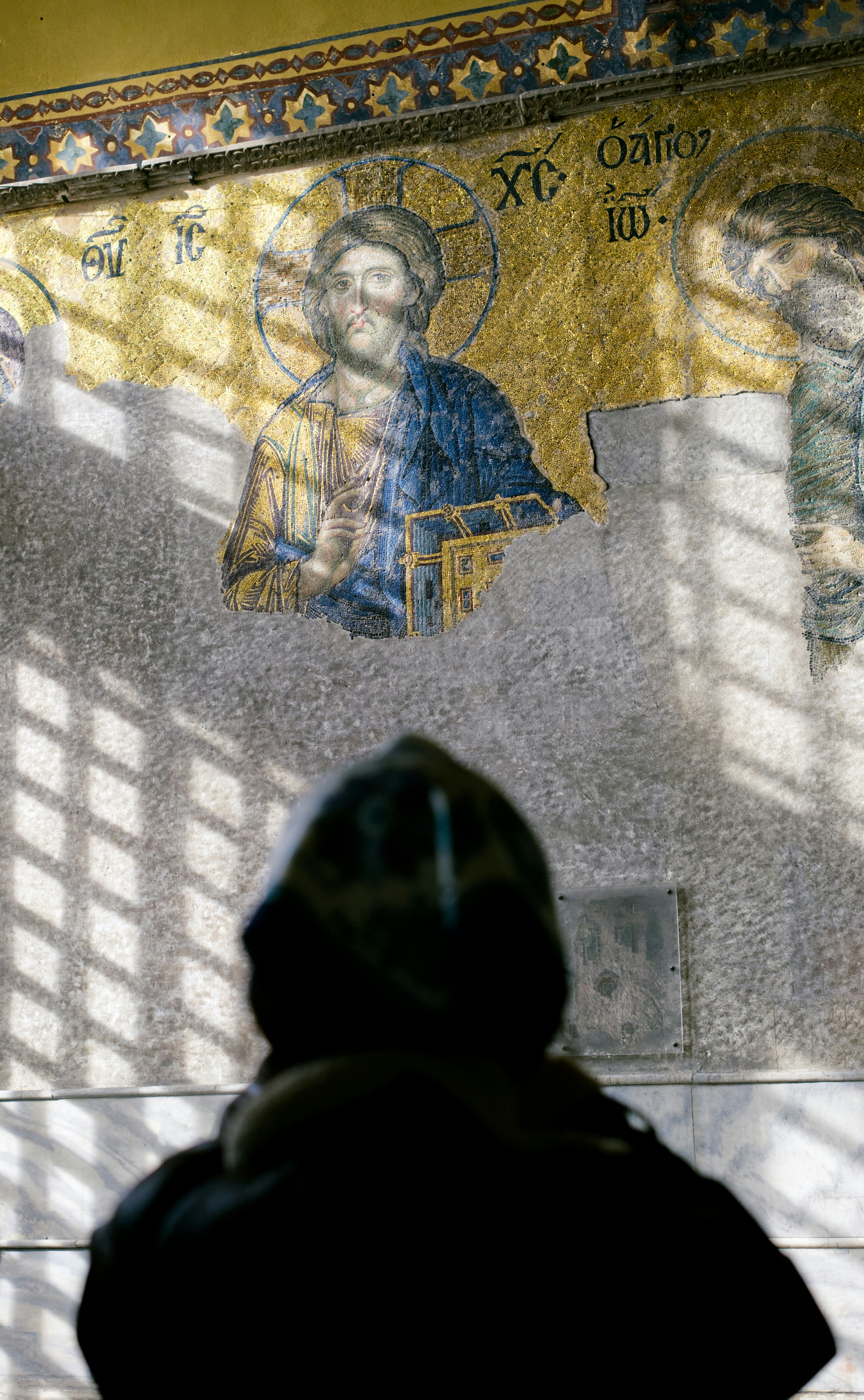 Photo by iozmen