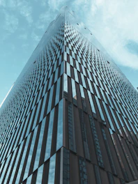 A very tall building with a lot of windows
