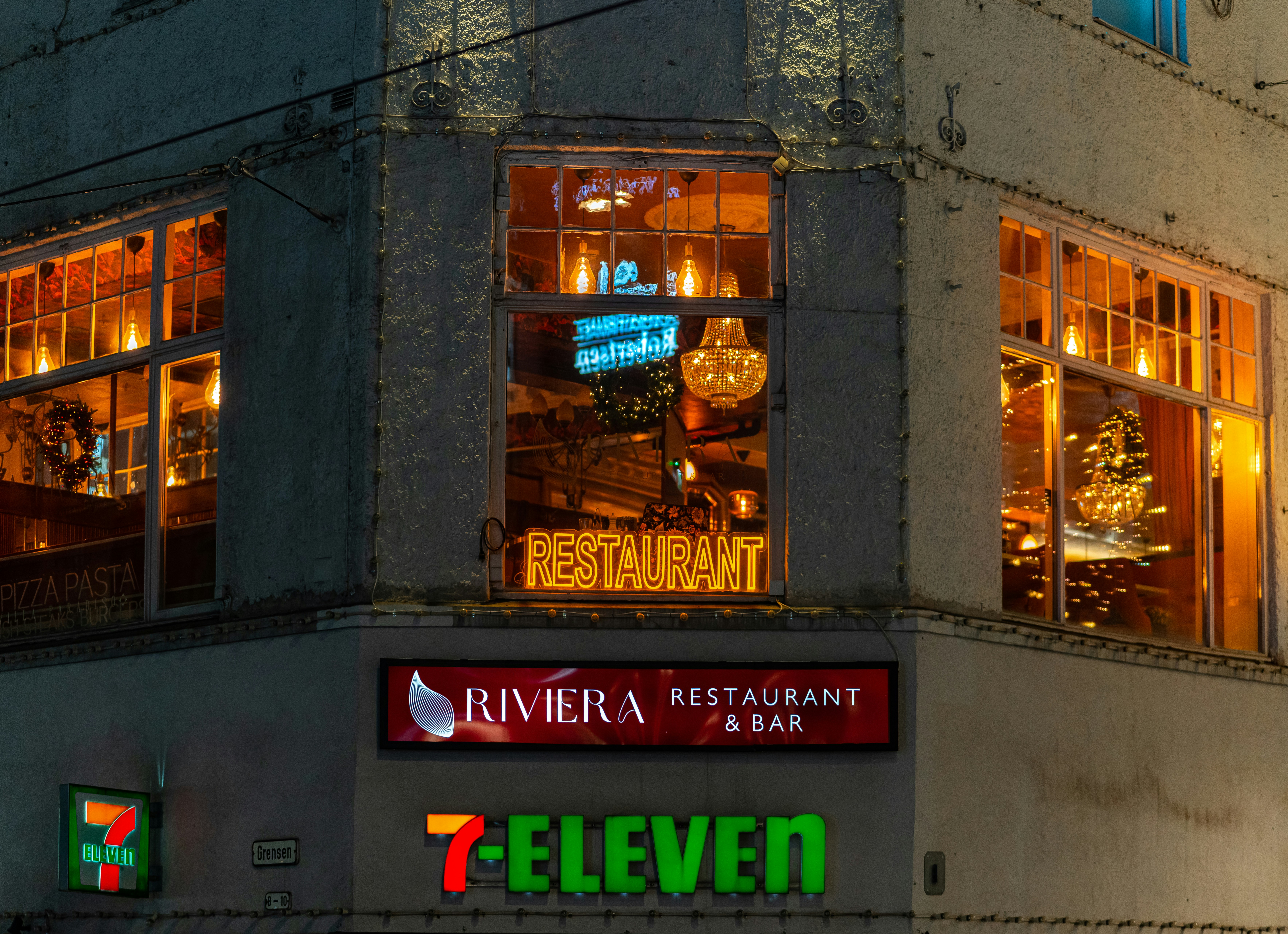 Everest Restaurant Menu