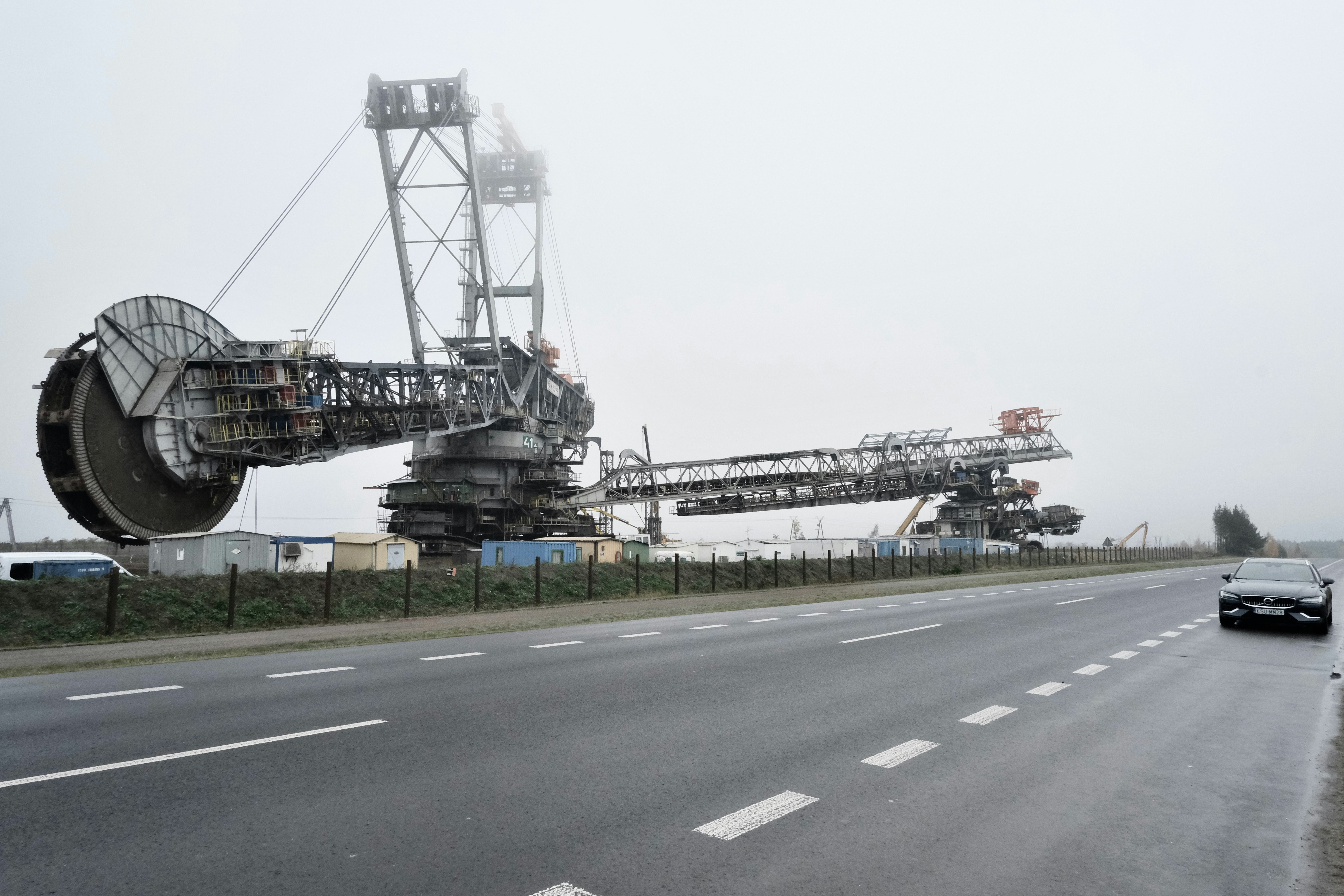 construction machinery wallpaper, wallpaper, Bulldozers: Power, Uses, and Modern Advancements 1