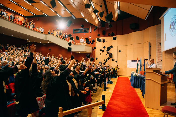 Instructor presenting to a class