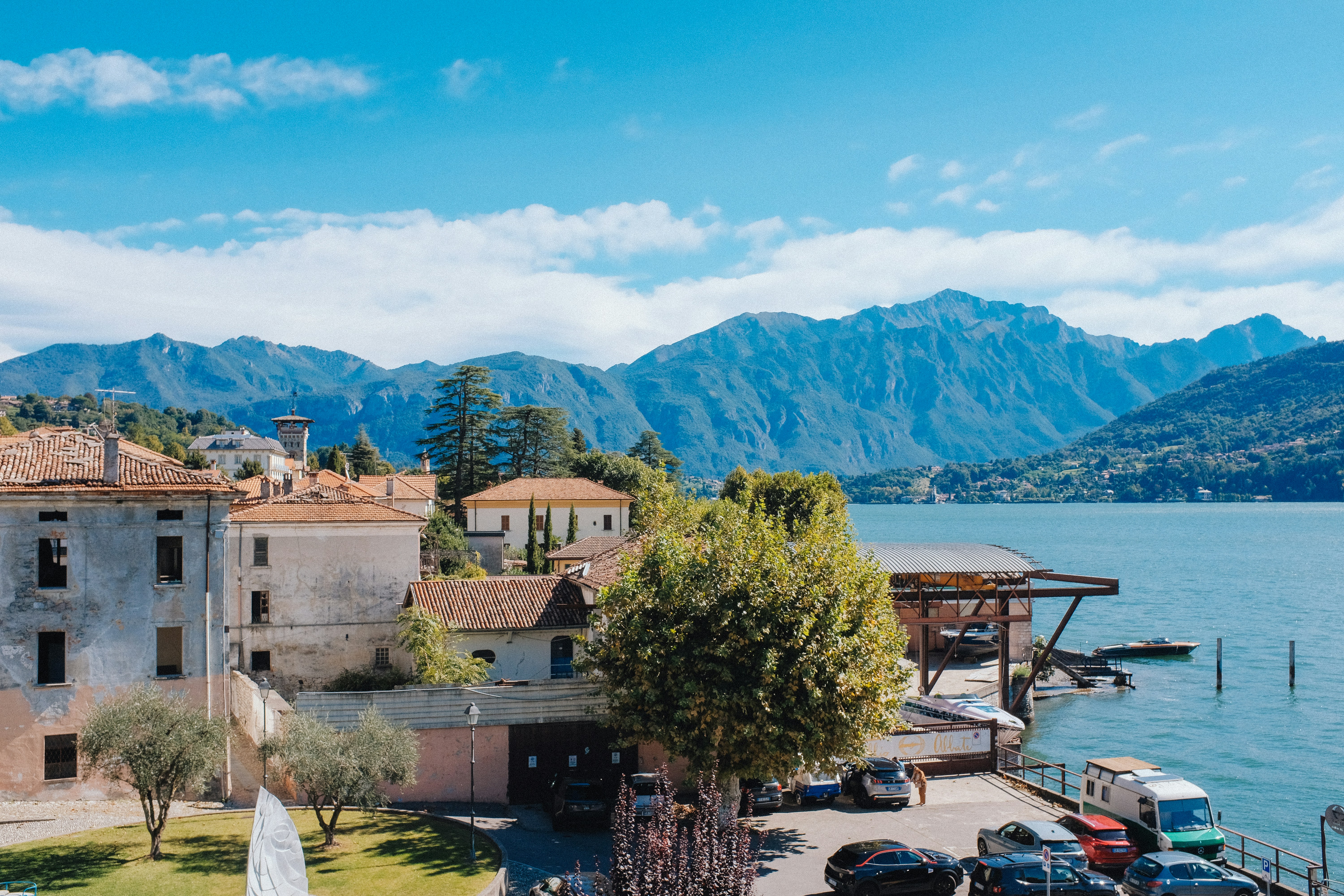 Photo by huyphan2602