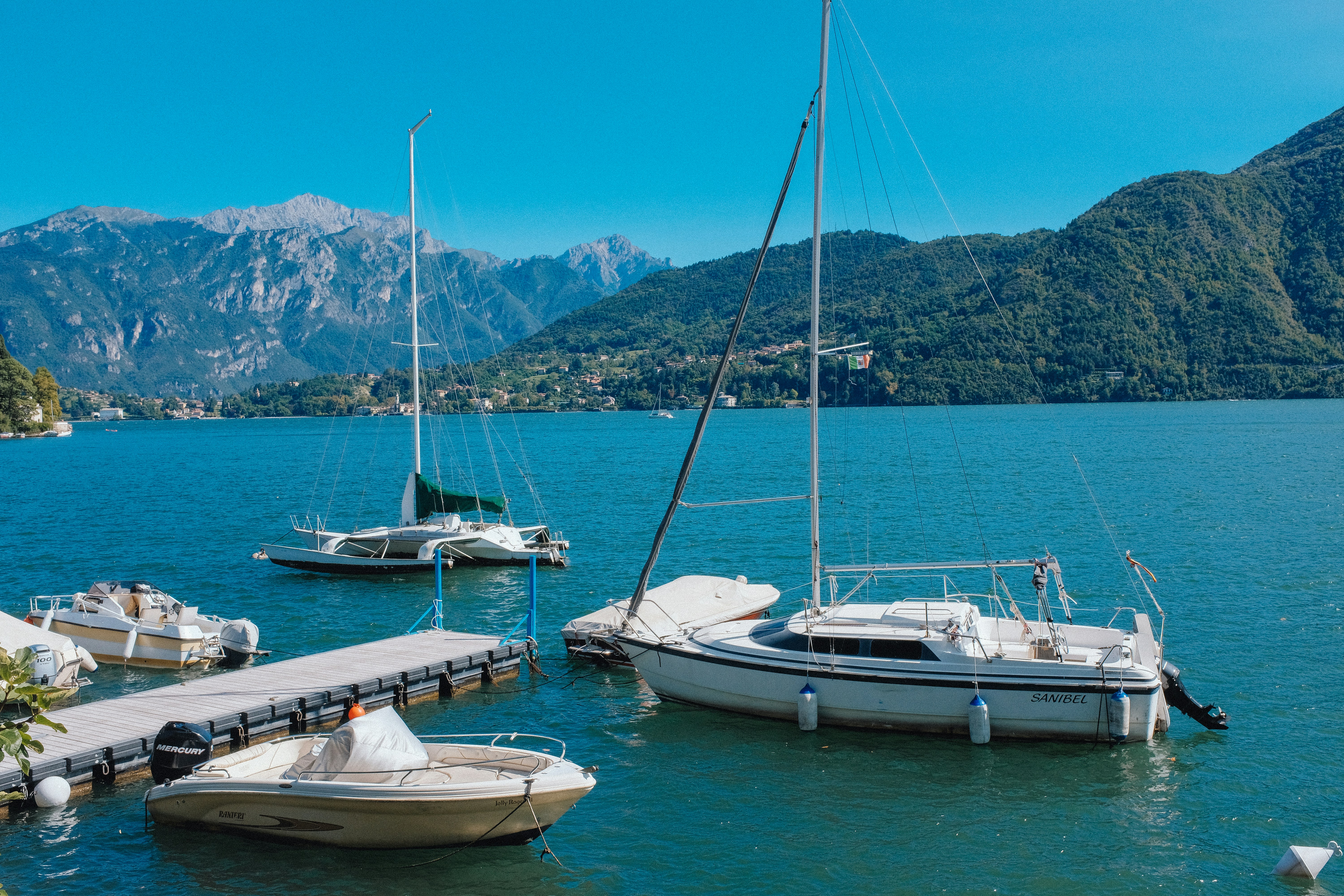 Photo by huyphan2602