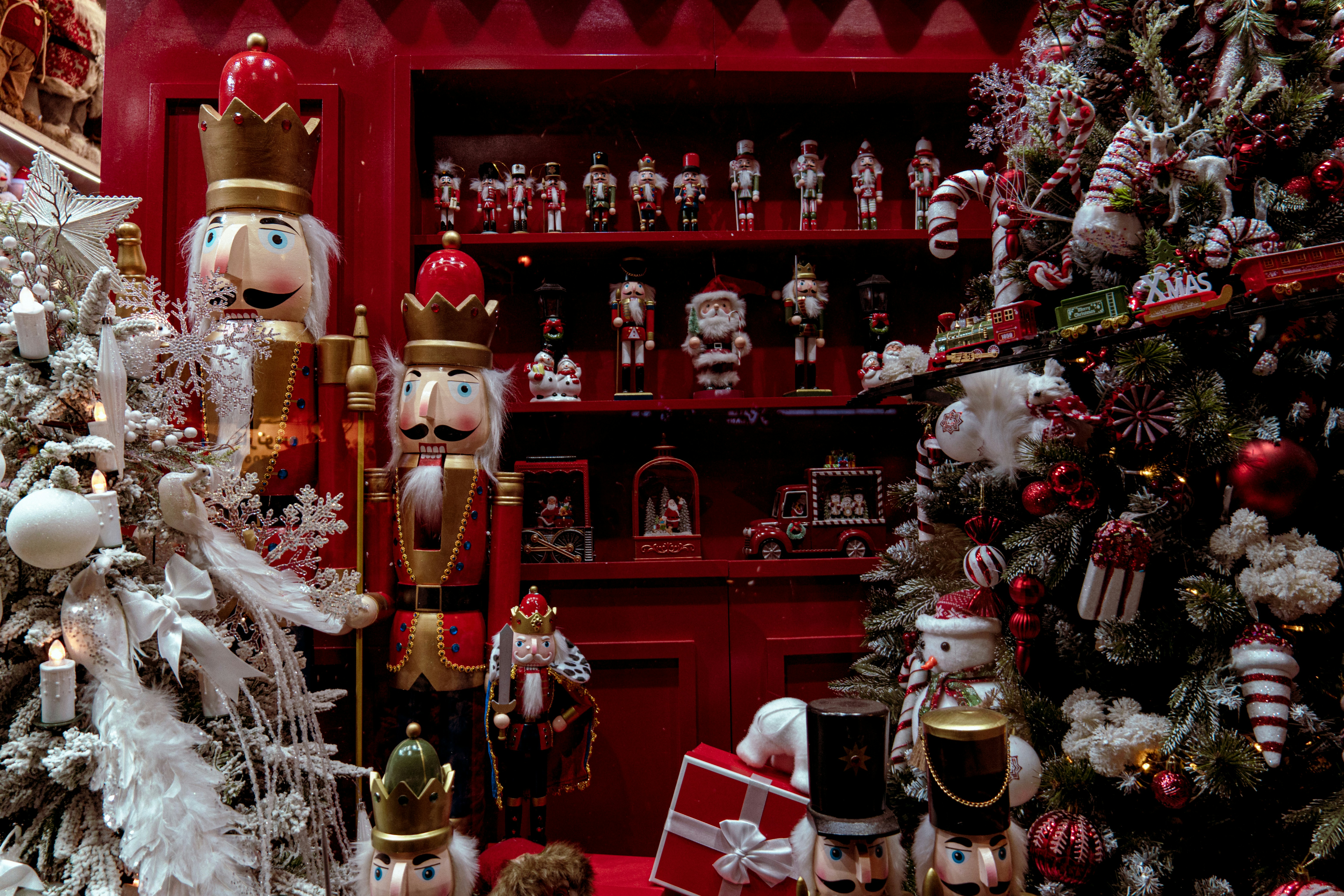 A room filled with lots of christmas decorations