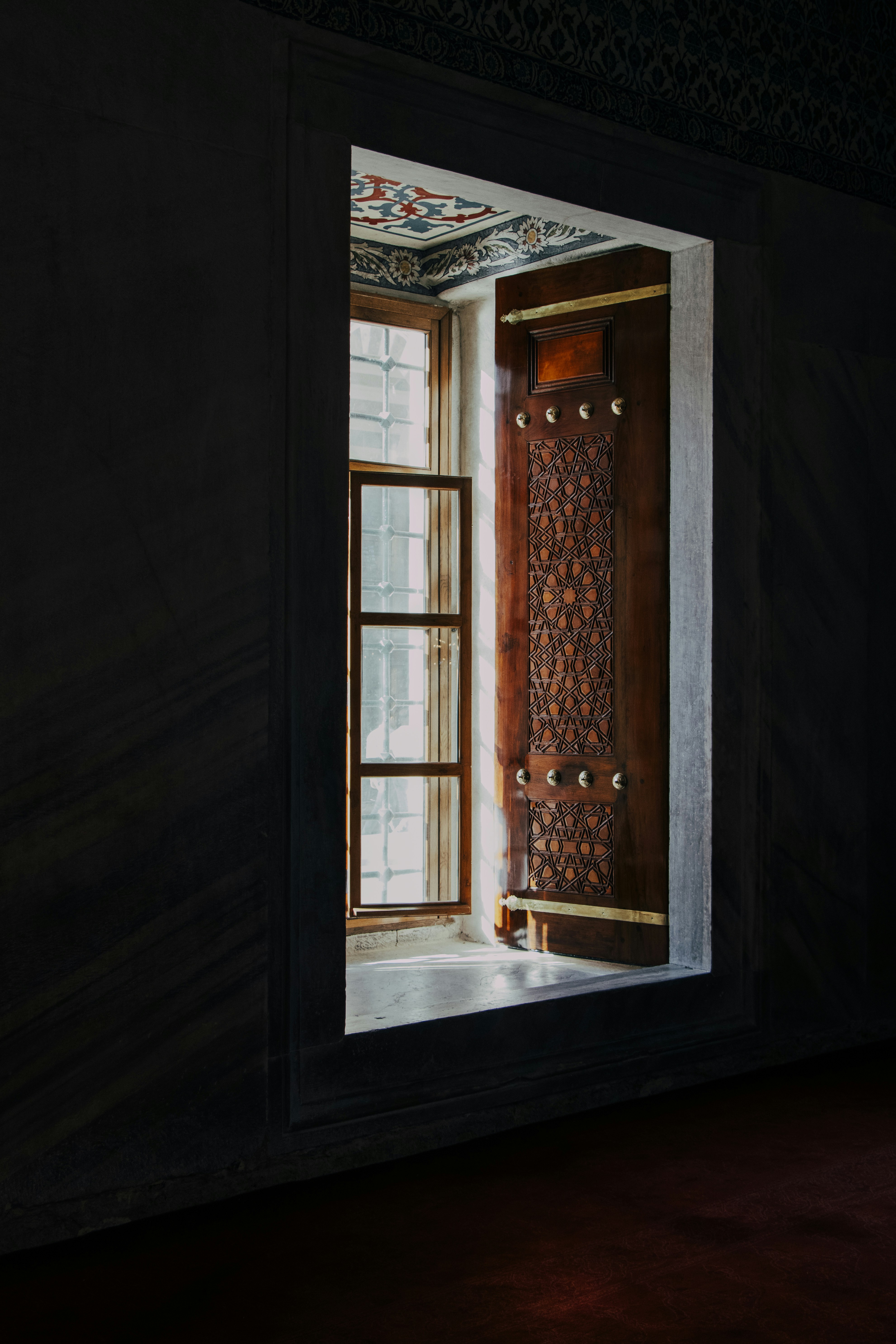 Photo by burakbasgoze