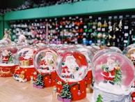 A room filled with lots of snow globes