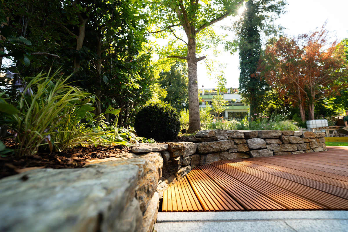 5 Best E-Signature Software for Landscaping Firms 2026