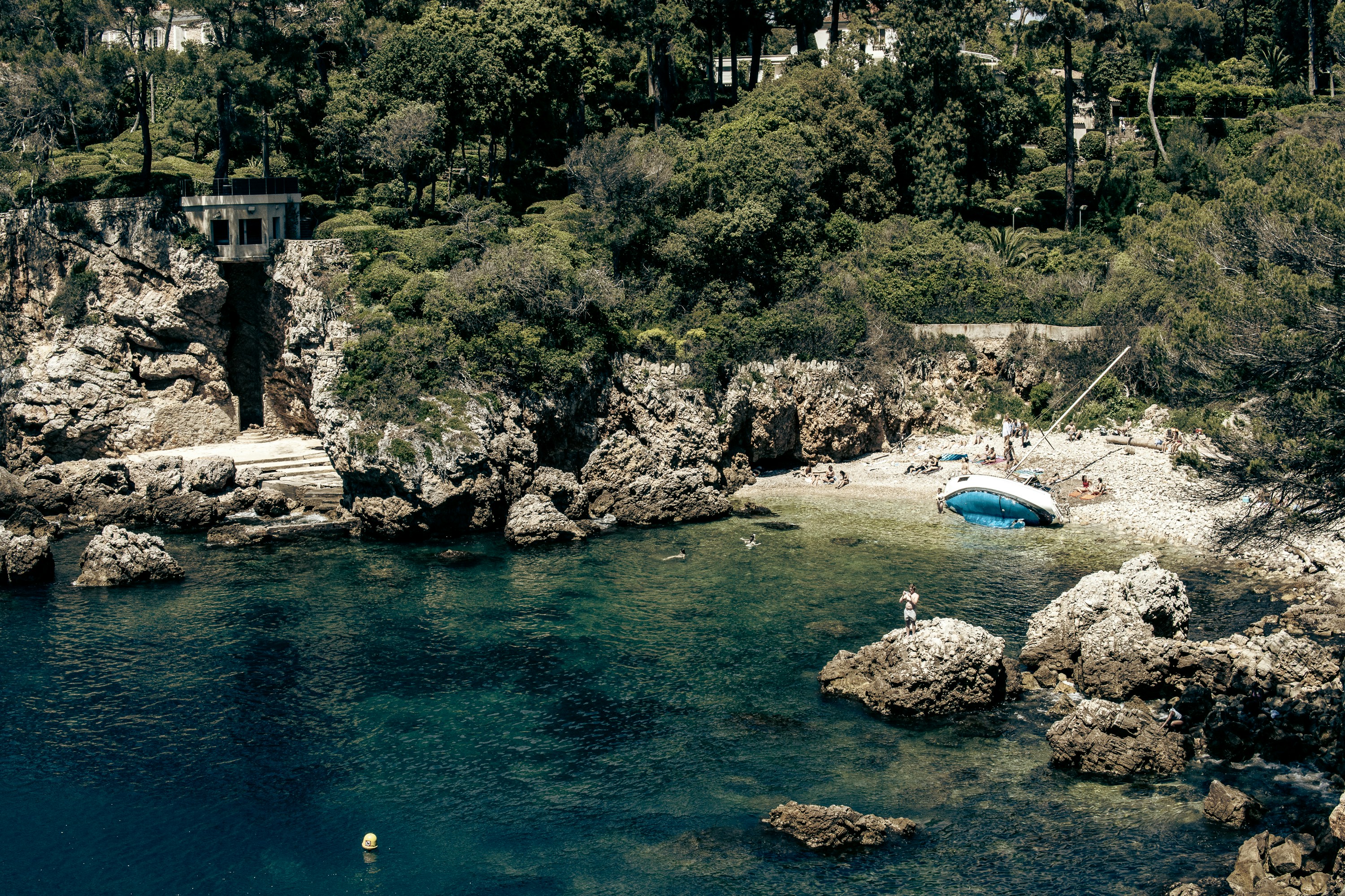 Photo by brunongarukiye