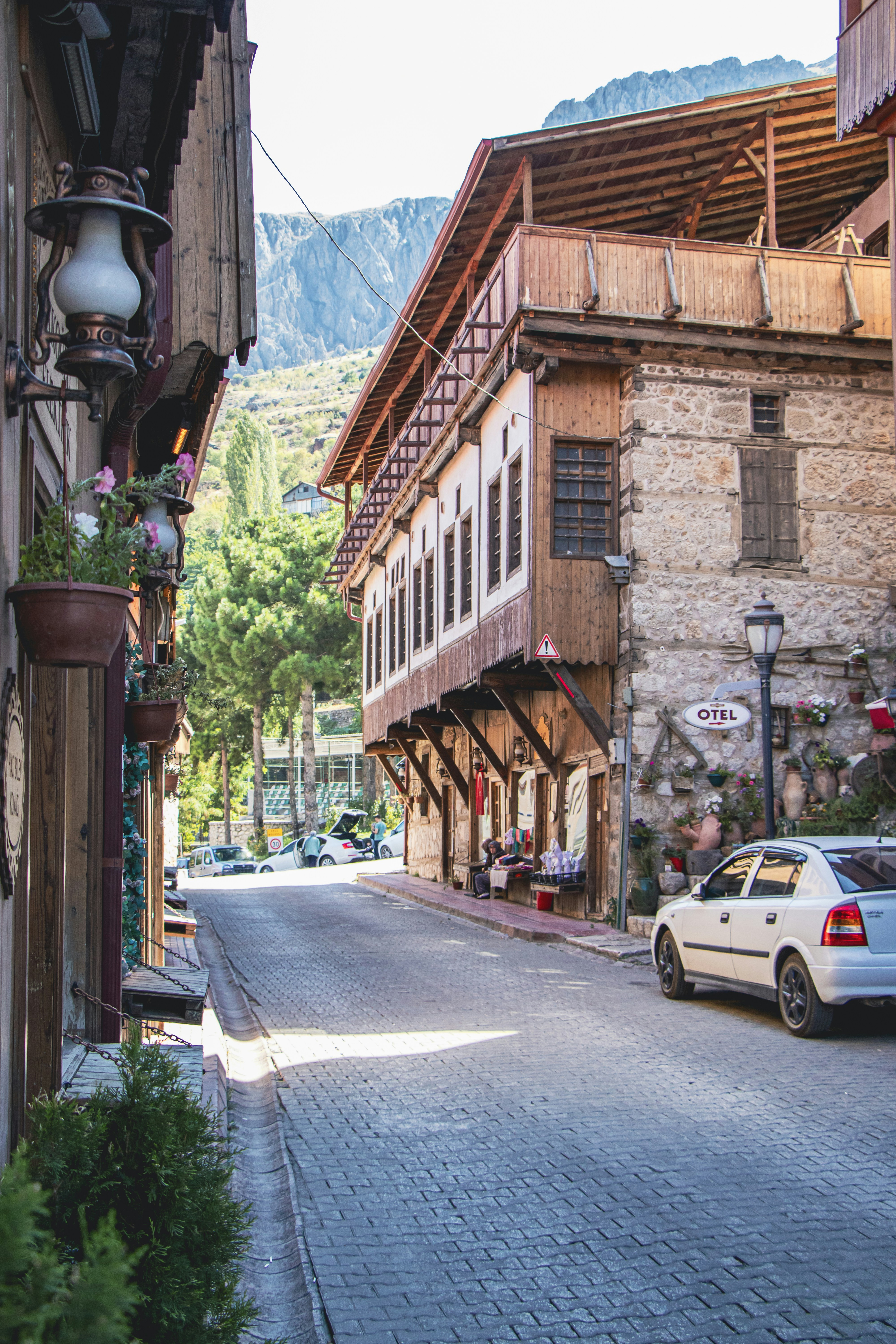 Photo by burakbasgoze