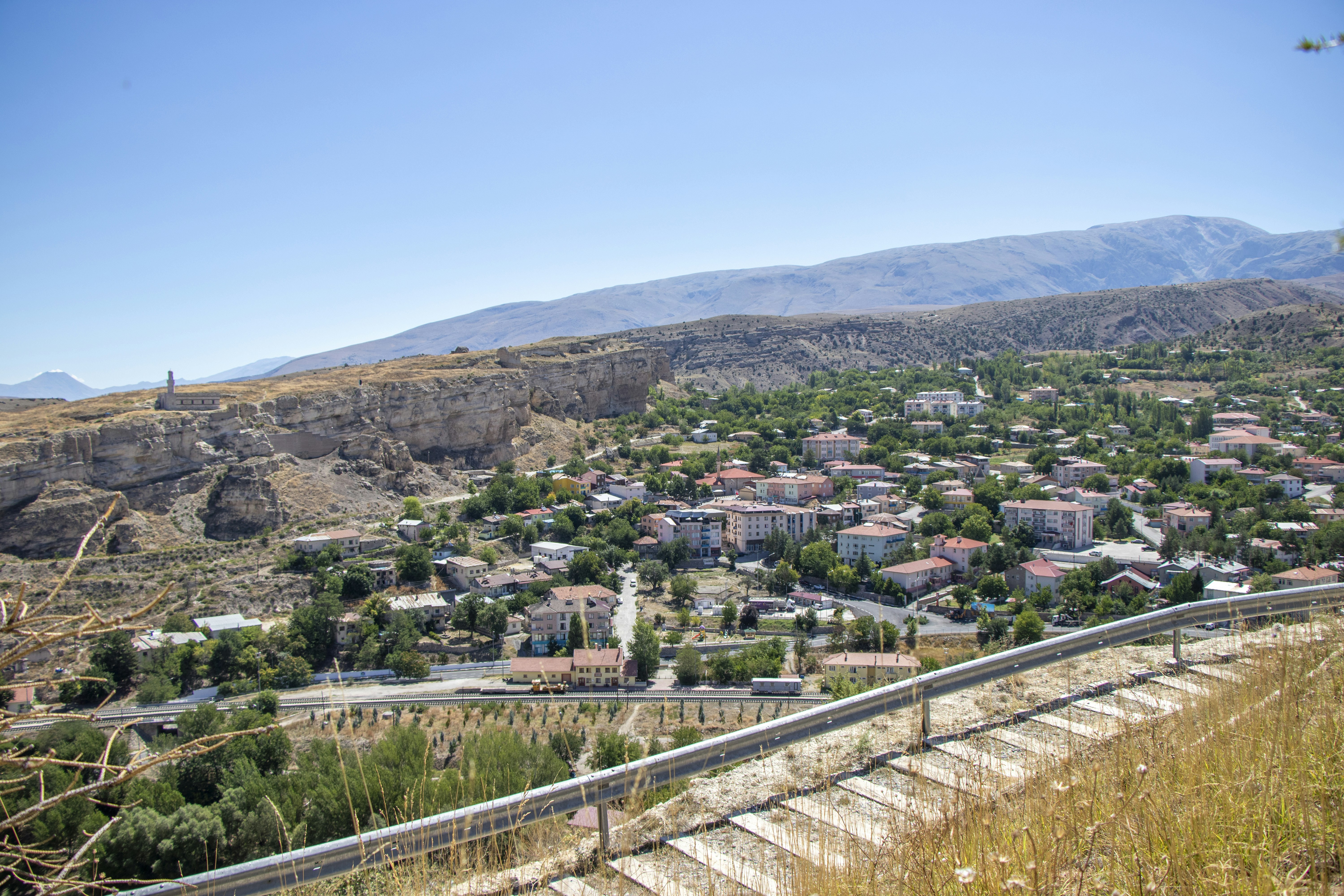 Photo by burakbasgoze