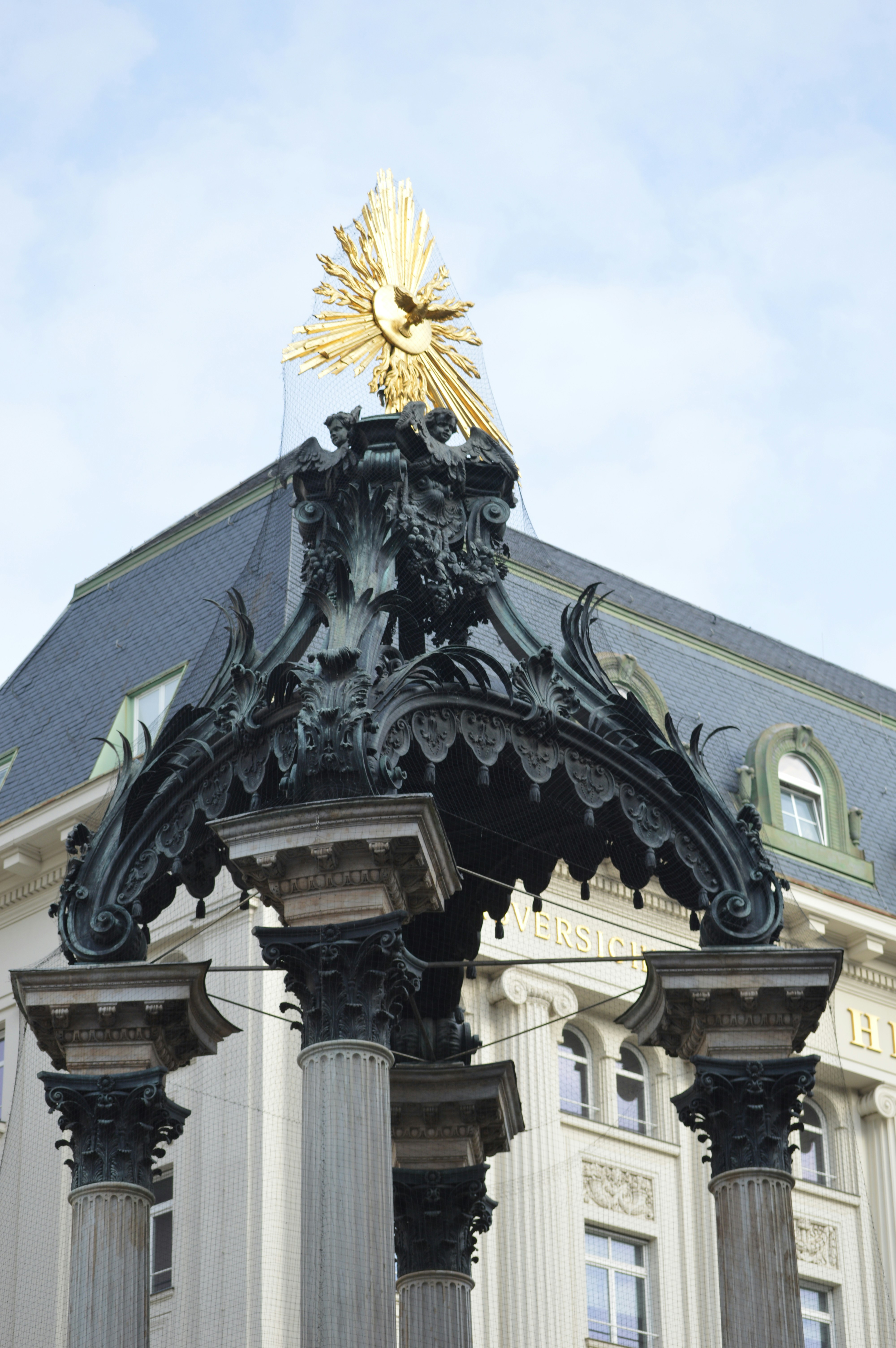 Photo by joshimilestoner