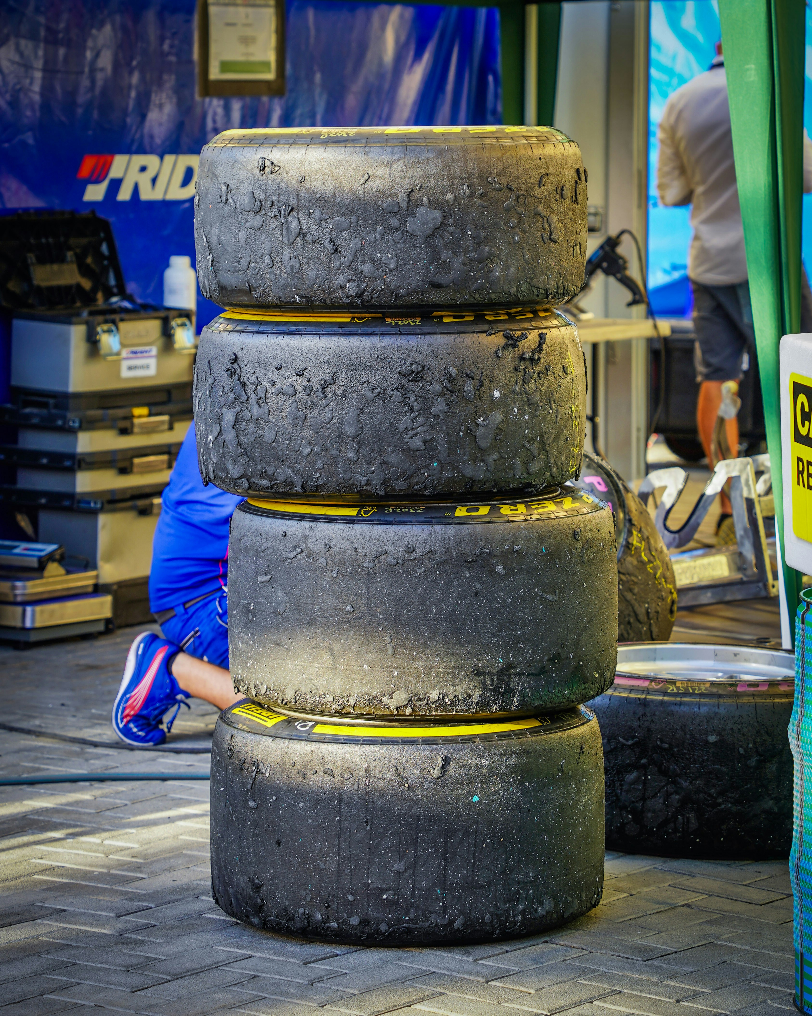 photo-1734177854079-b0ab4eed8ae7?ixid=M3wxMjA3fDB8MXxzZWFyY2h8OHx8ZW1lcmdlbmN5JTIwdHlyZSUyMHJlcGFpciUyMGJpcm1pbmdoYW18ZW58MHx8fHwxNzYyODA2NTgyfDA\u0026ixlib=rb-4.1.0