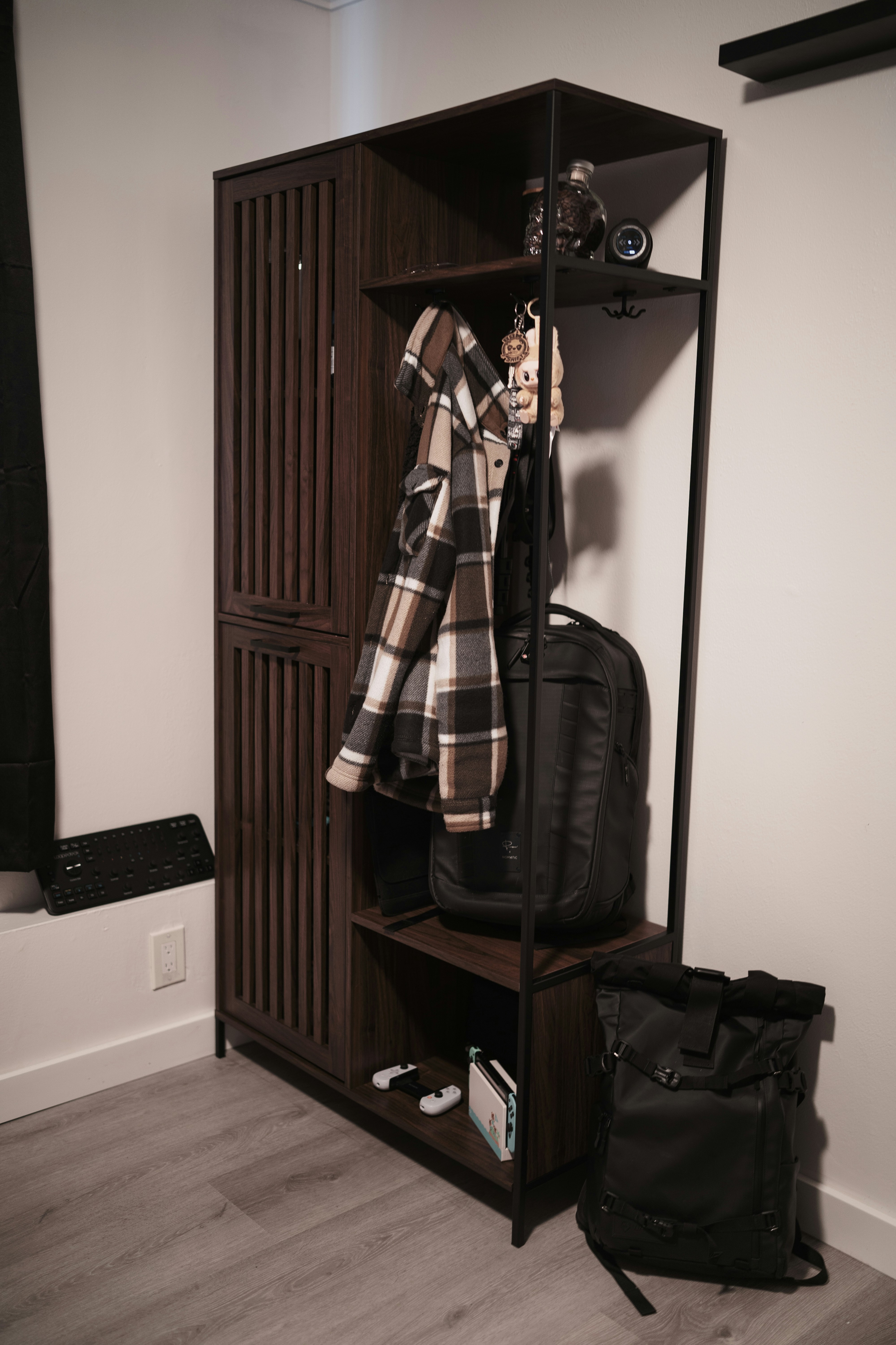 10 Everyday Style Essentials That Simplify Shopping Decisions