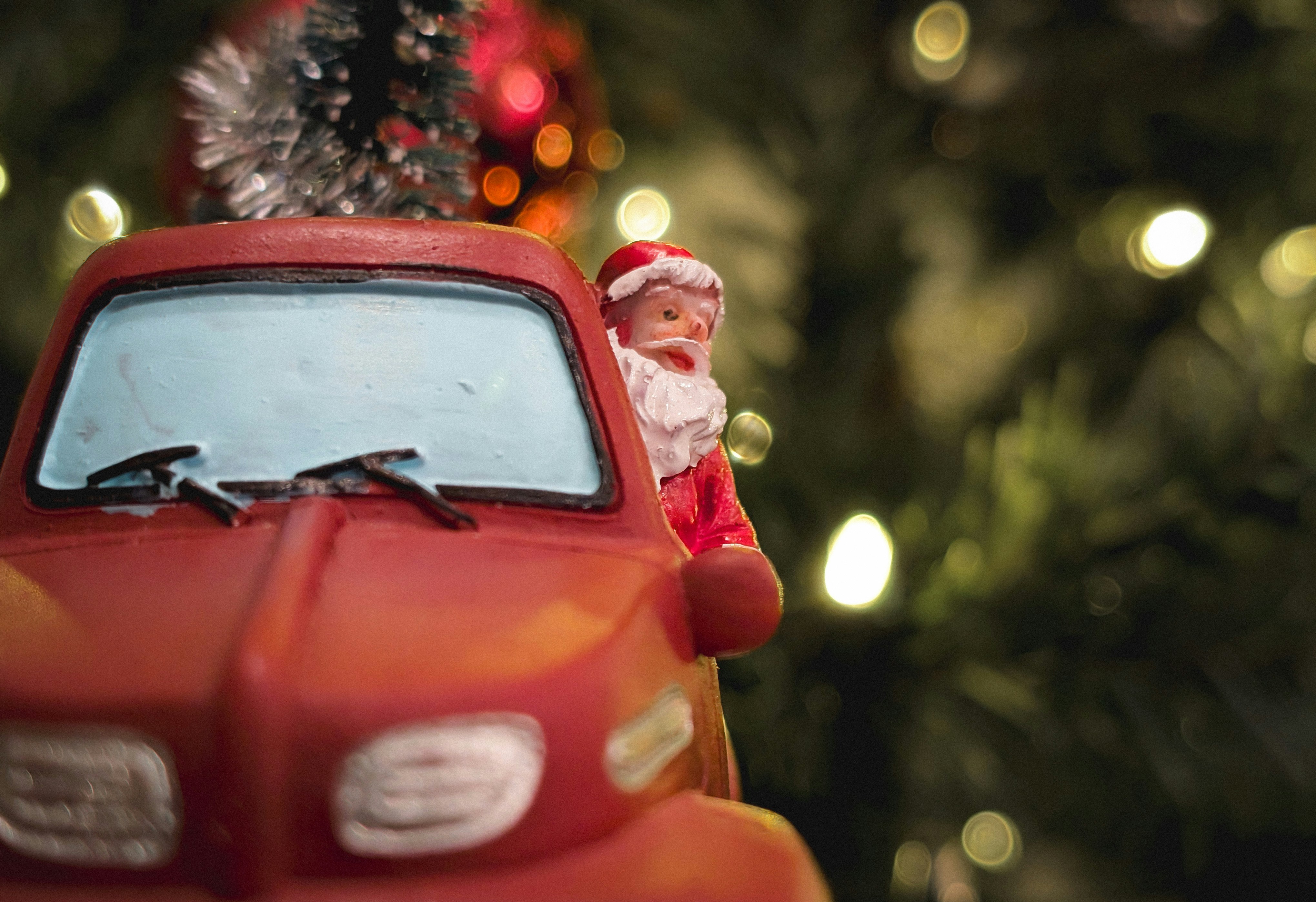 SCOOP: Santa Sightings, Supreme Court Cases and the Senate Tackles Healthcare (Again)