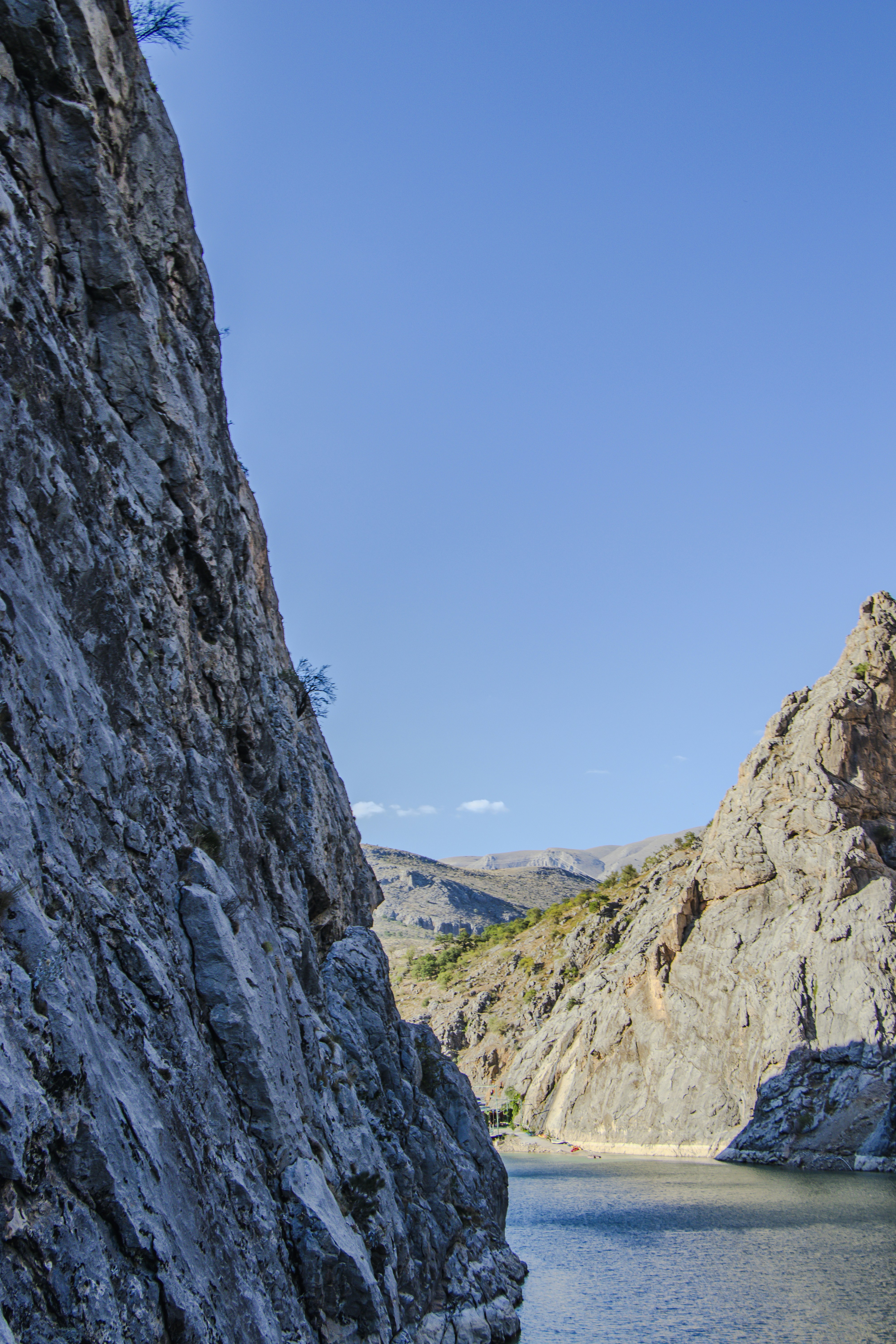 Photo by burakbasgoze