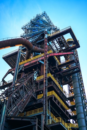A very tall building with a lot of pipes