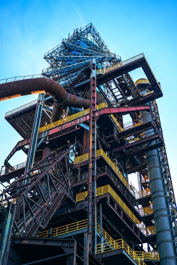 A very tall building with a lot of pipes