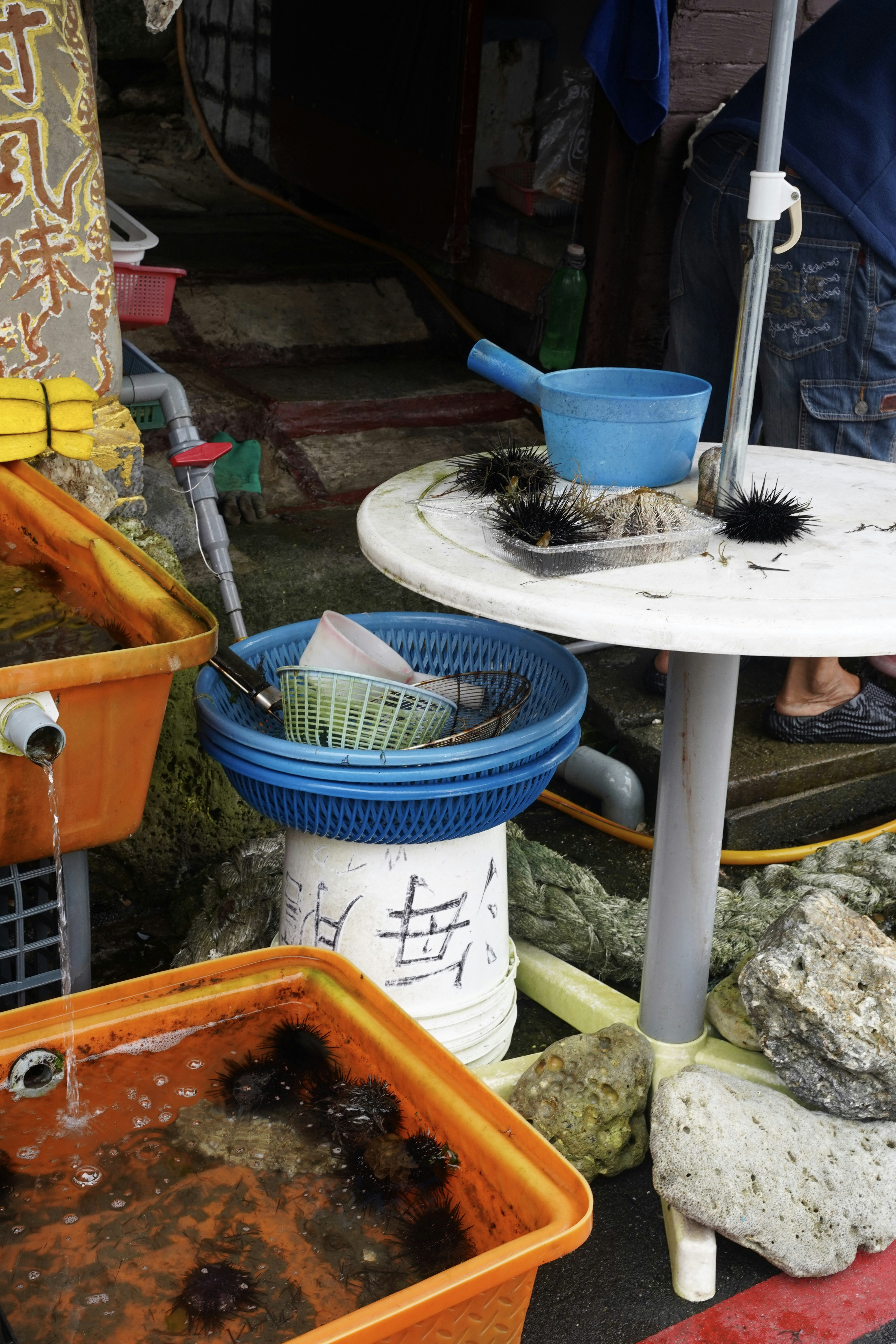 A bunch of buckets that are sitting on a table