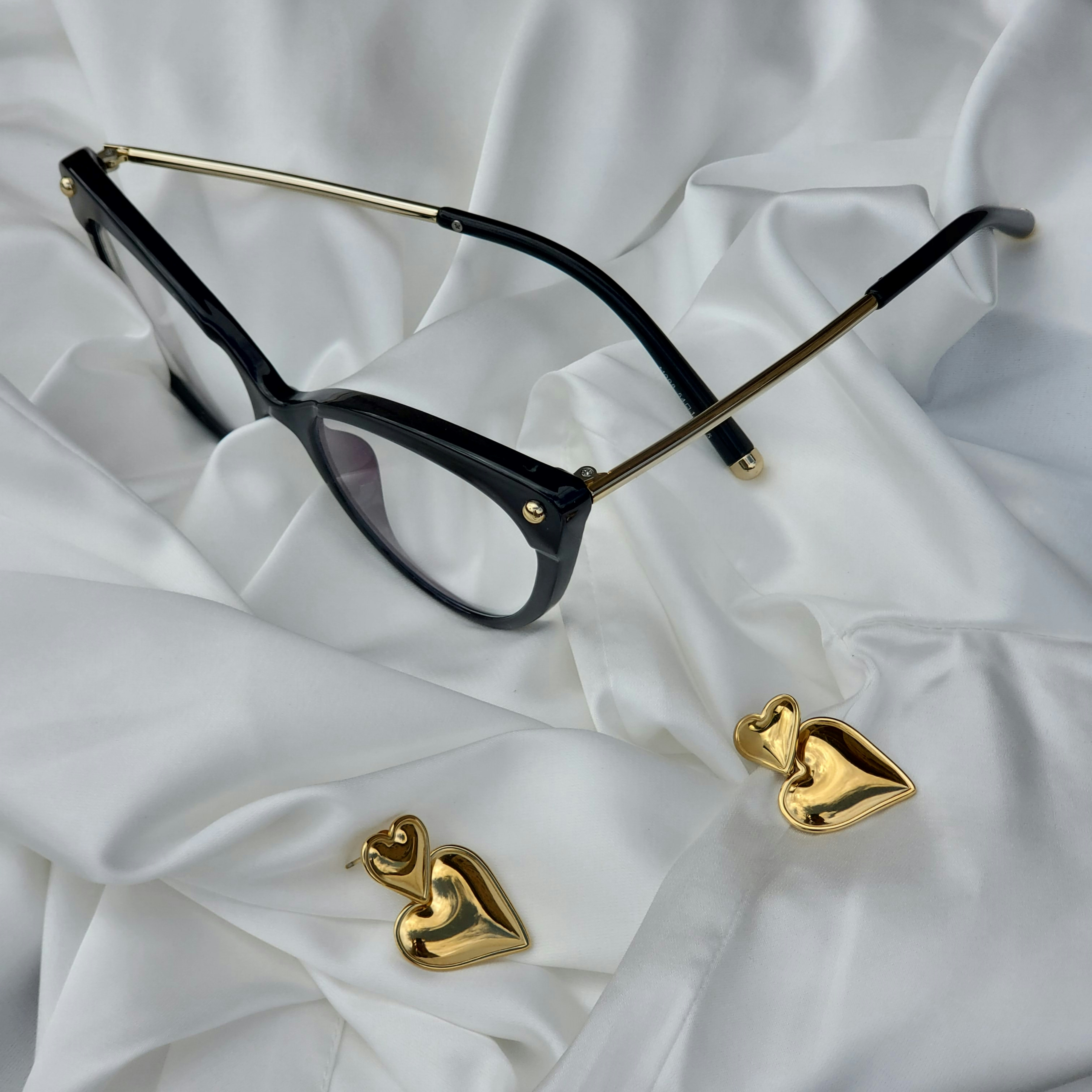 Photo by glassesshop_9