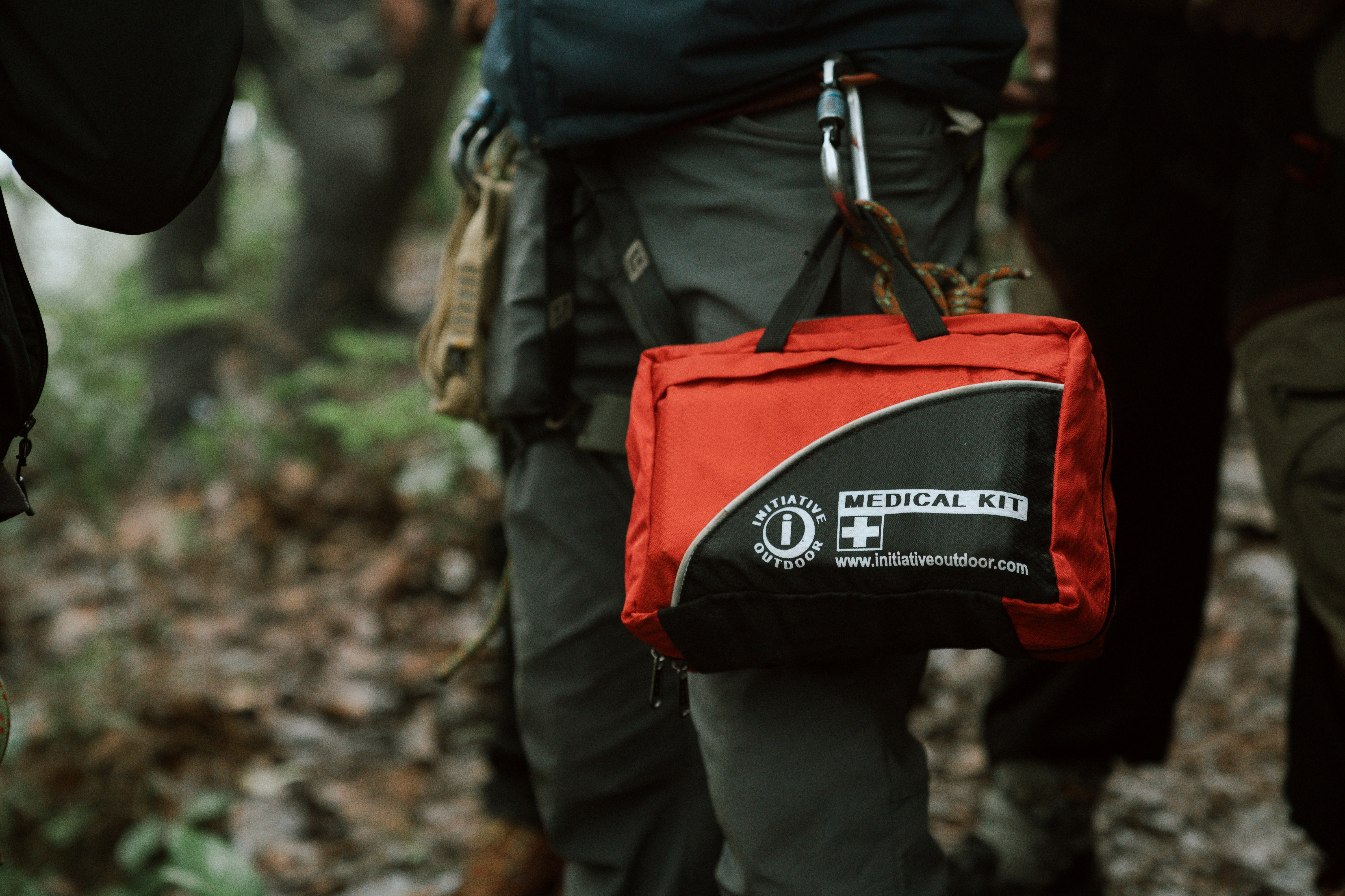 photo 1734445006214 848226ea7d57?crop=entropy&cs=tinysrgb&fit=max&fm=jpg&ixid=M3w1MjQ0NjR8MHwxfHNlYXJjaHwxMHx8U3Vydml2YWwlMjBraXR8ZW58MHwwfHx8MTc1MTQ1ODk3MXww&ixlib=rb 4.1