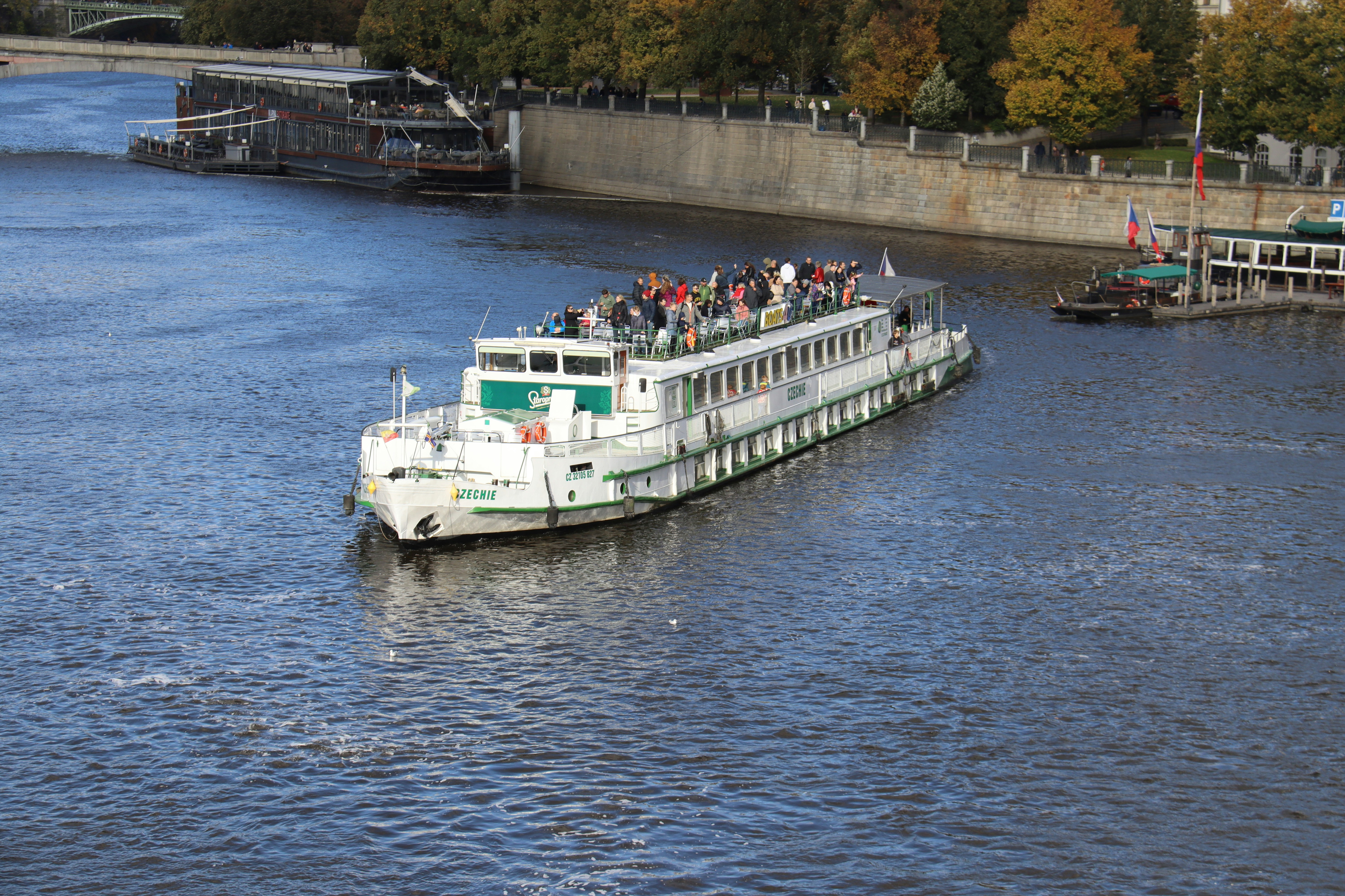 Photo by shalevcohen