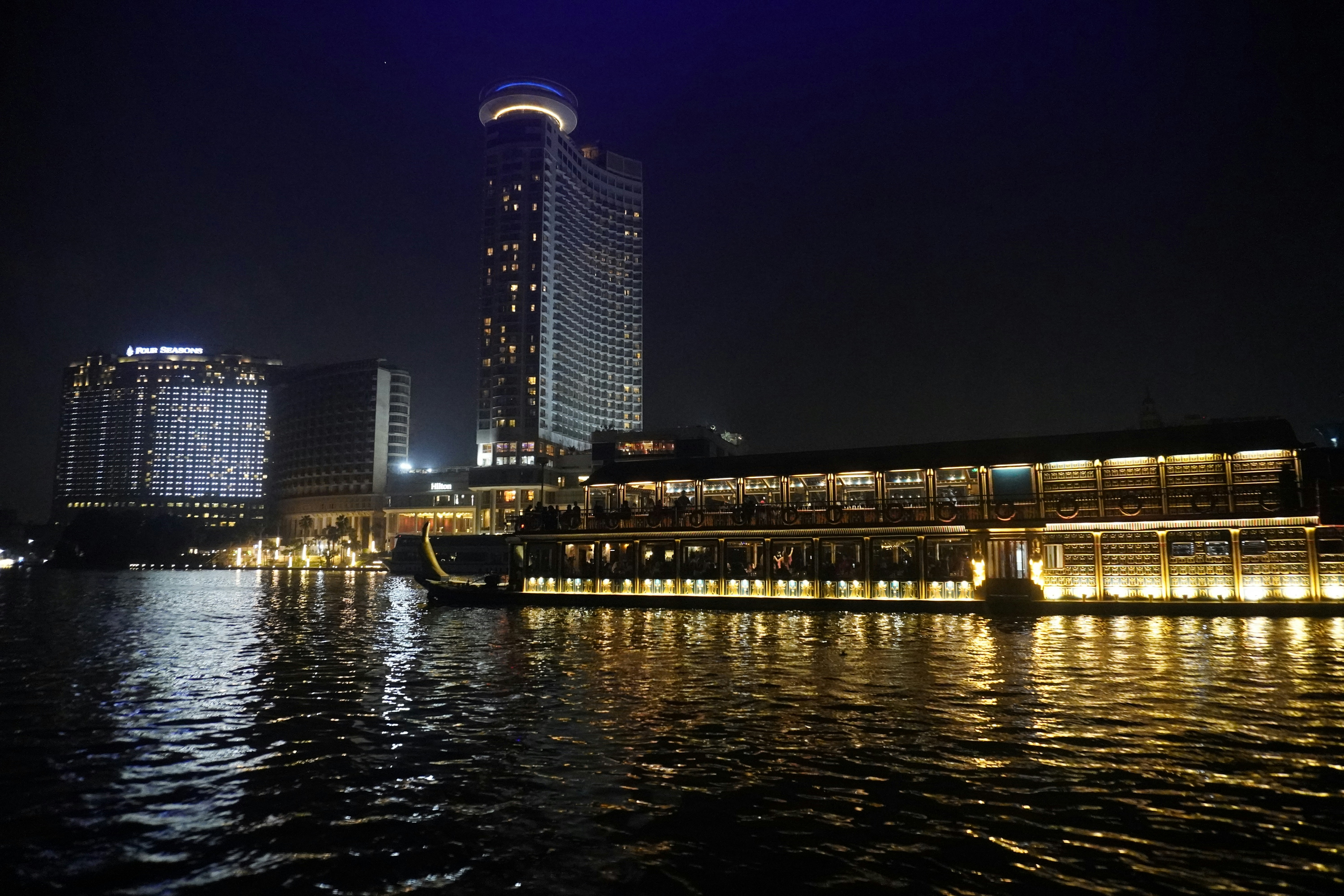"Shangri La Hotel Bangkok"