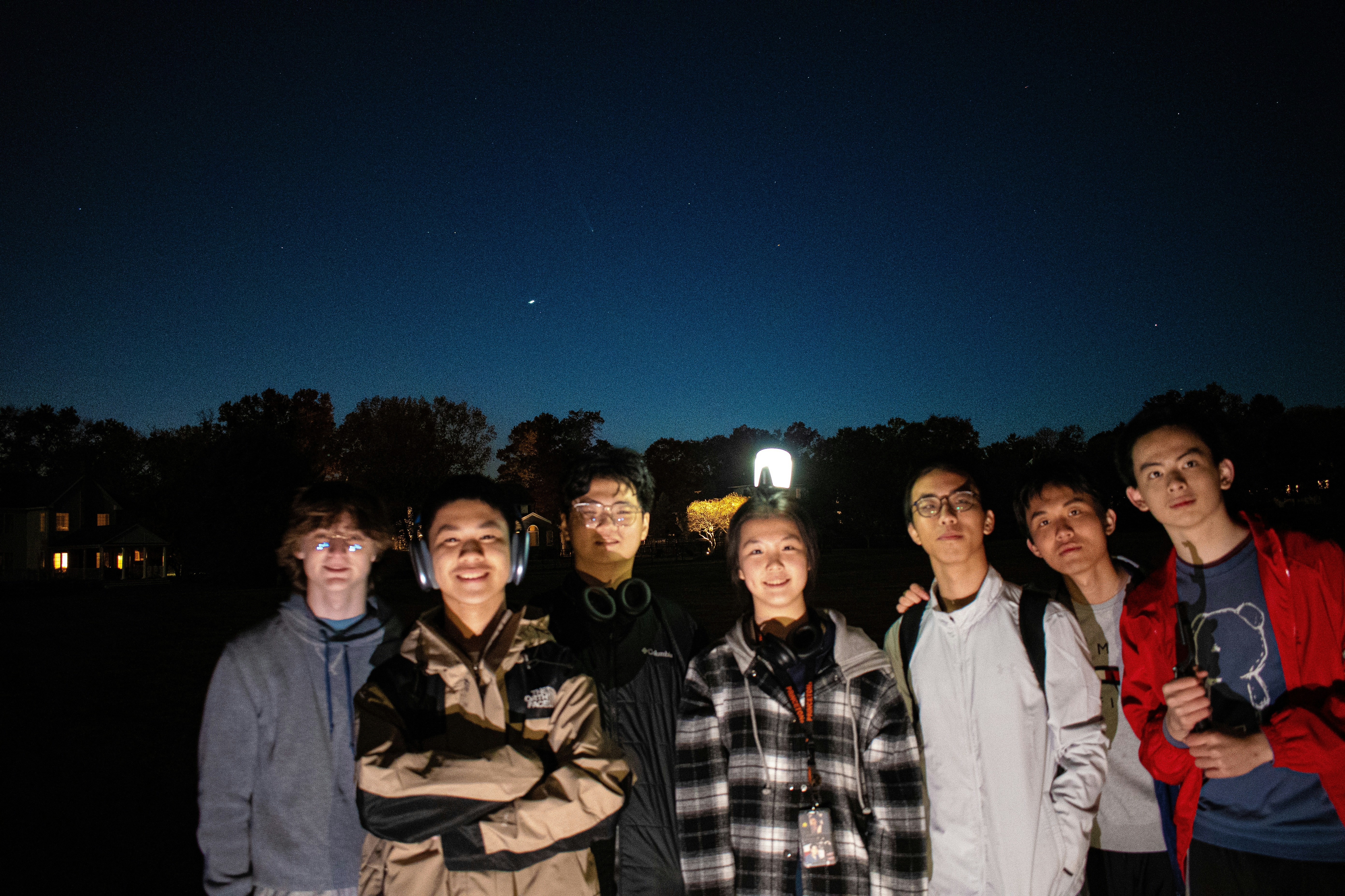 Observation trip of the Tsuchinshan-Atlas near School