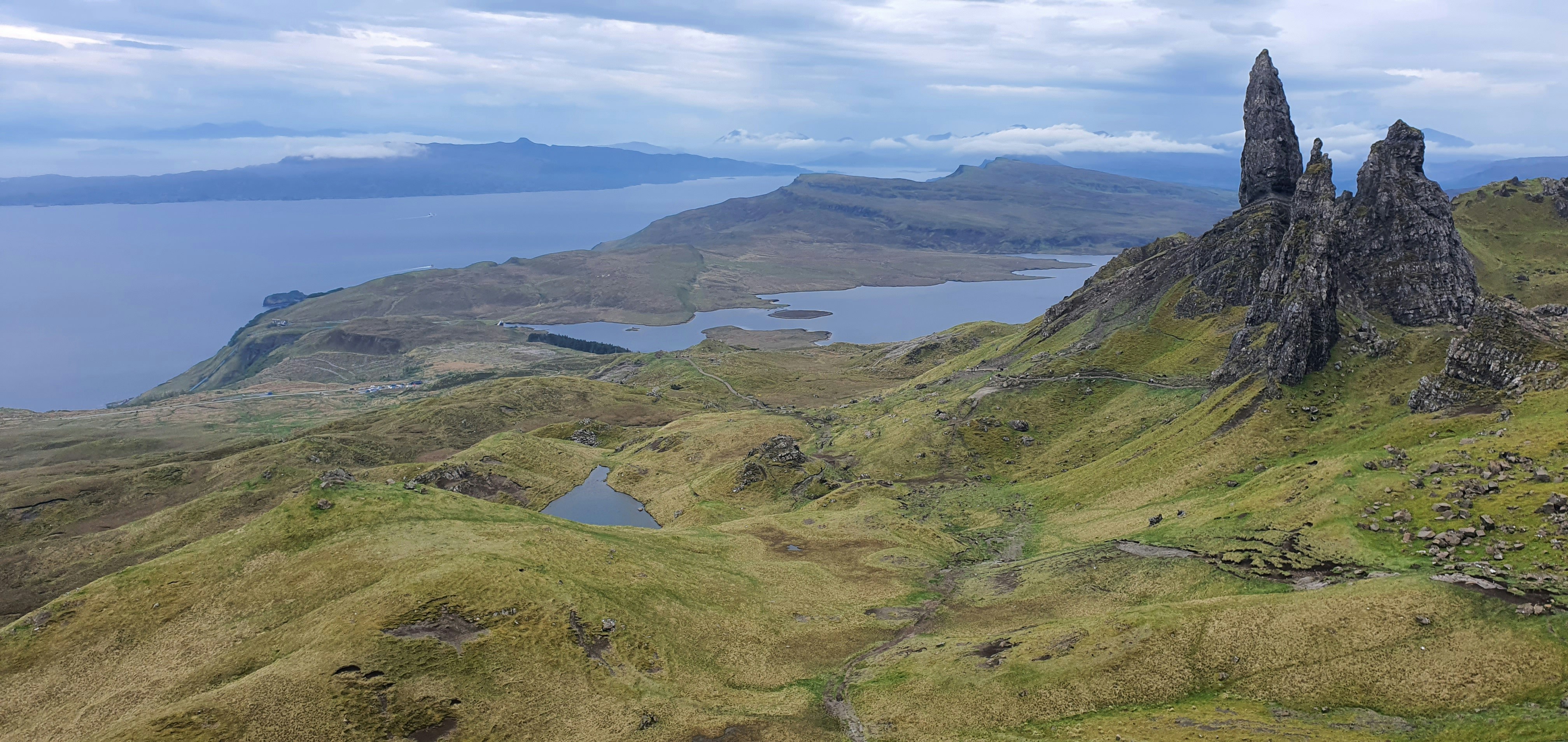 Photo by peterchrvisser