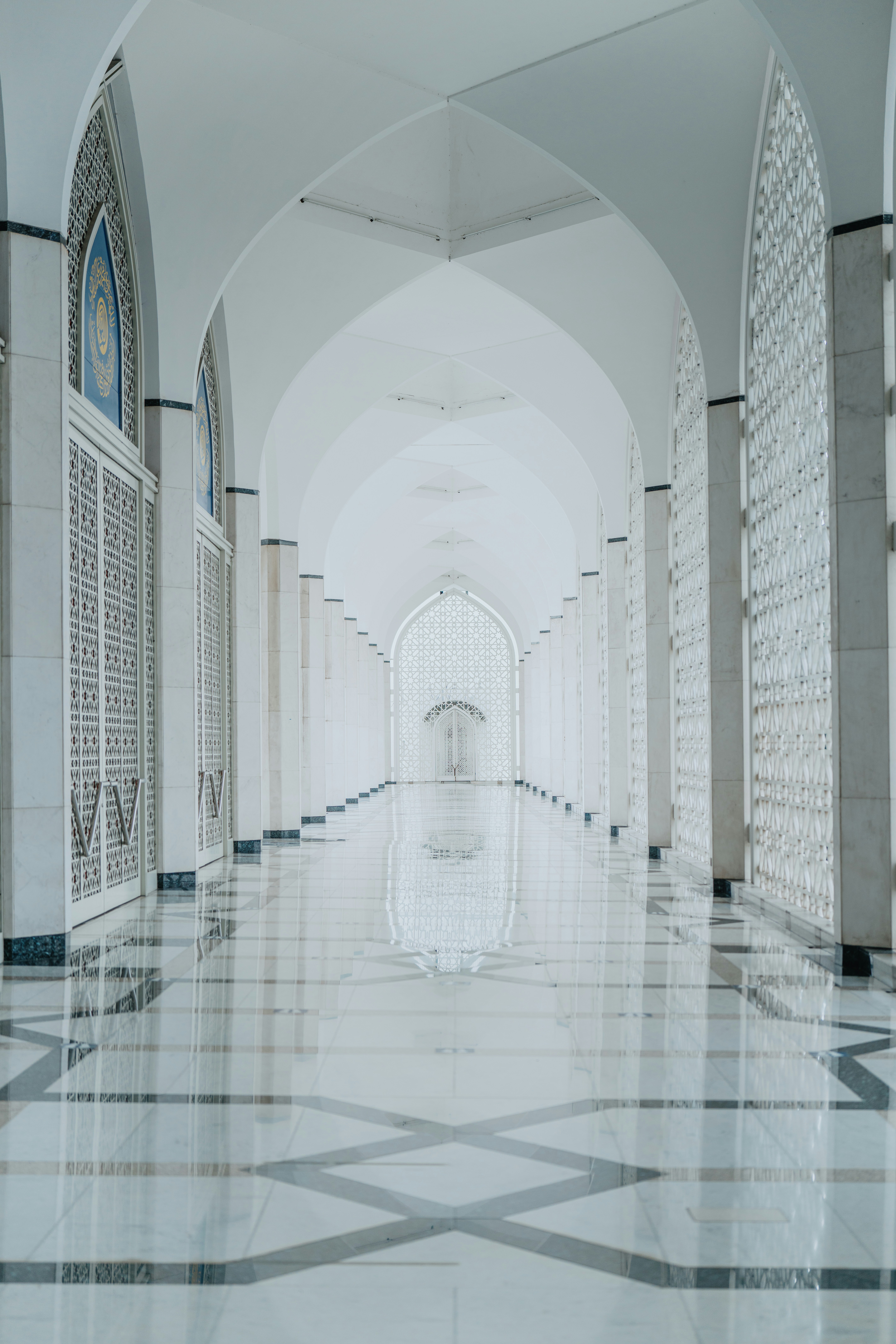 modern islamic campus architecture, wallpaper, Sejarah IAIN Kediri: Perjalanan Transformasi Menjadi Kampus Islam 6