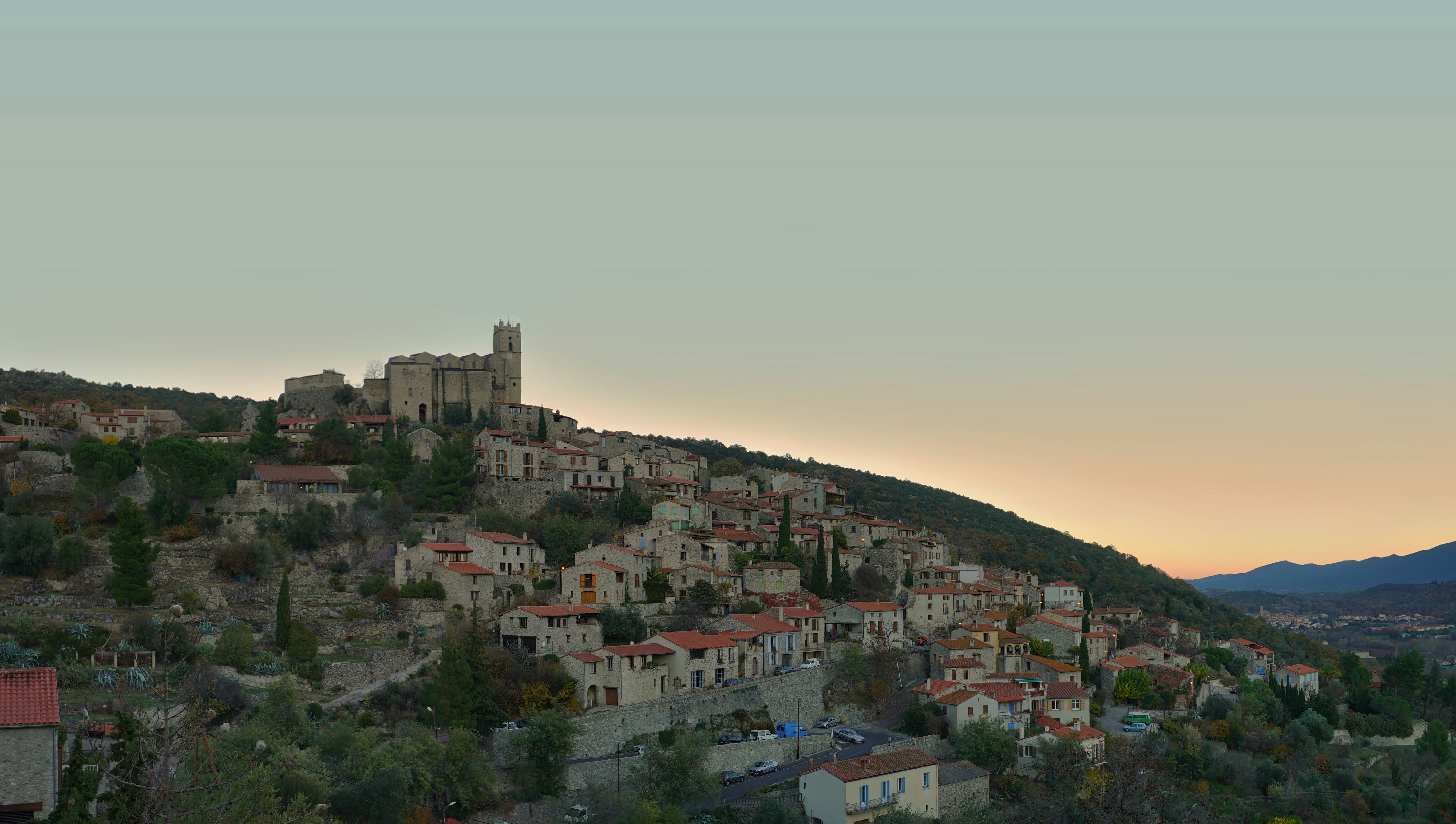 Vu sur le village de Eus